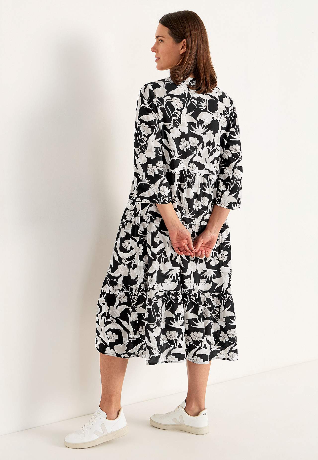 Dress with flounces
