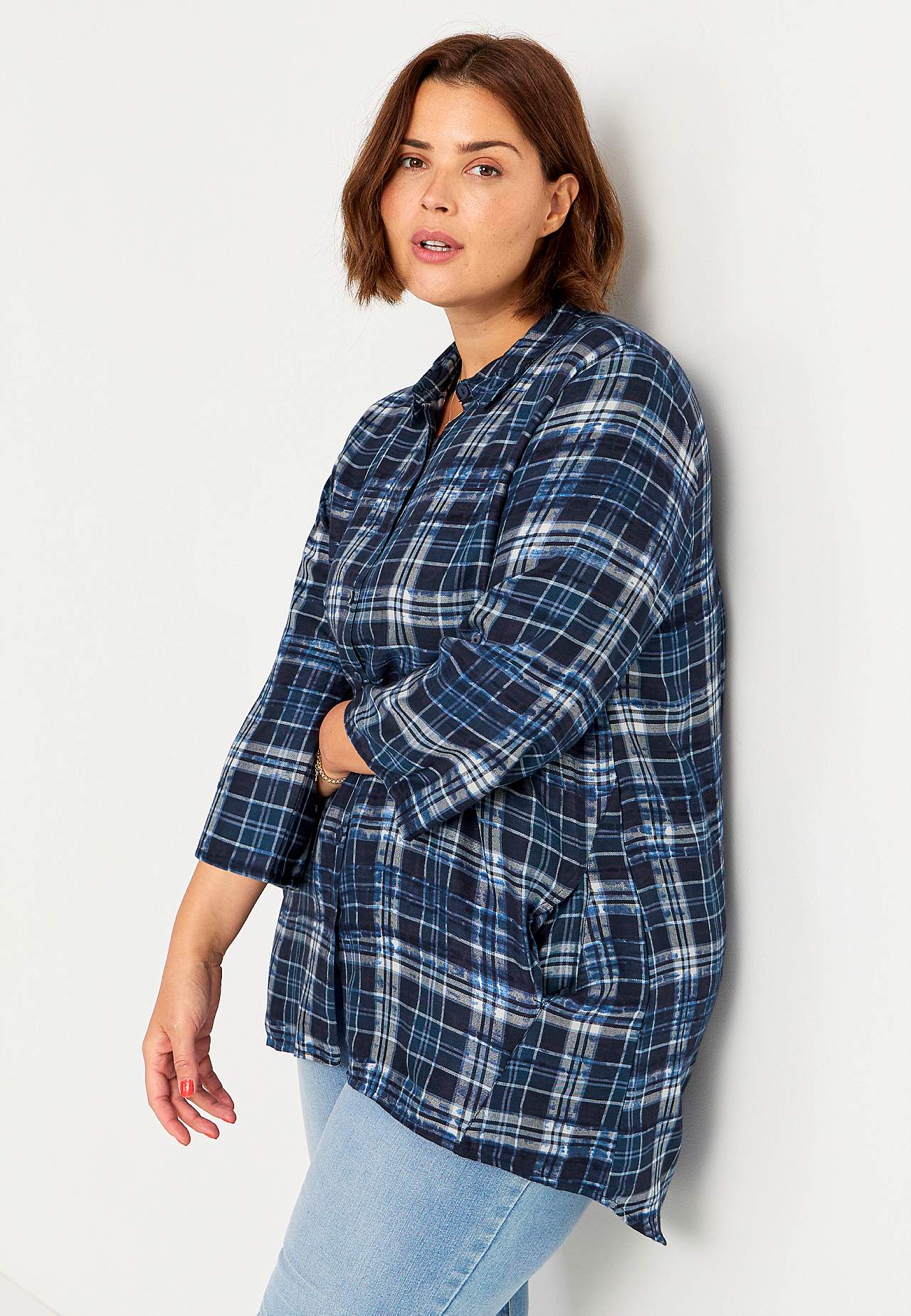 Checked tunic with collar