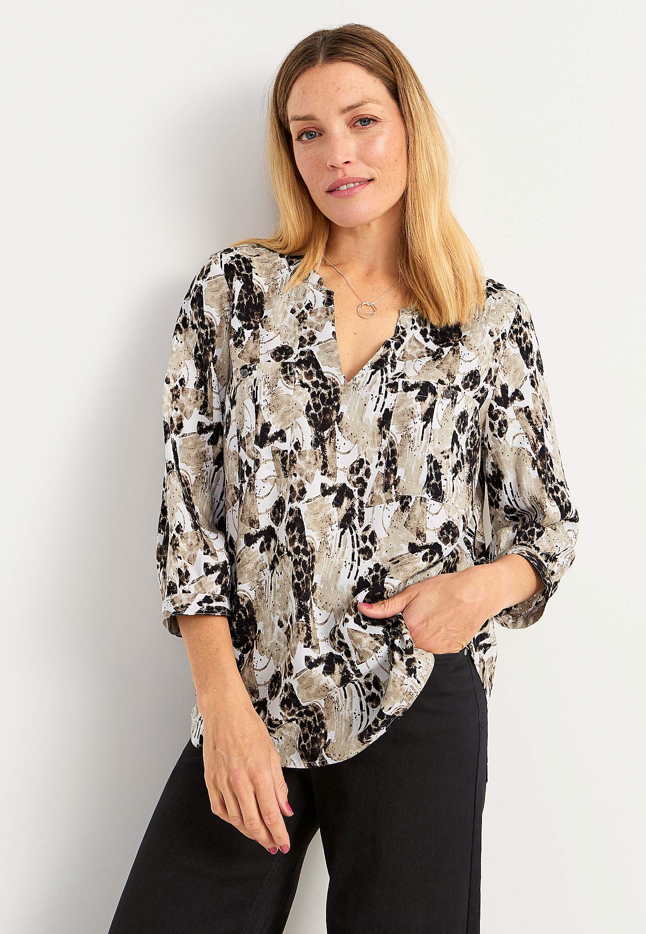 Blouse with pockets Marlene