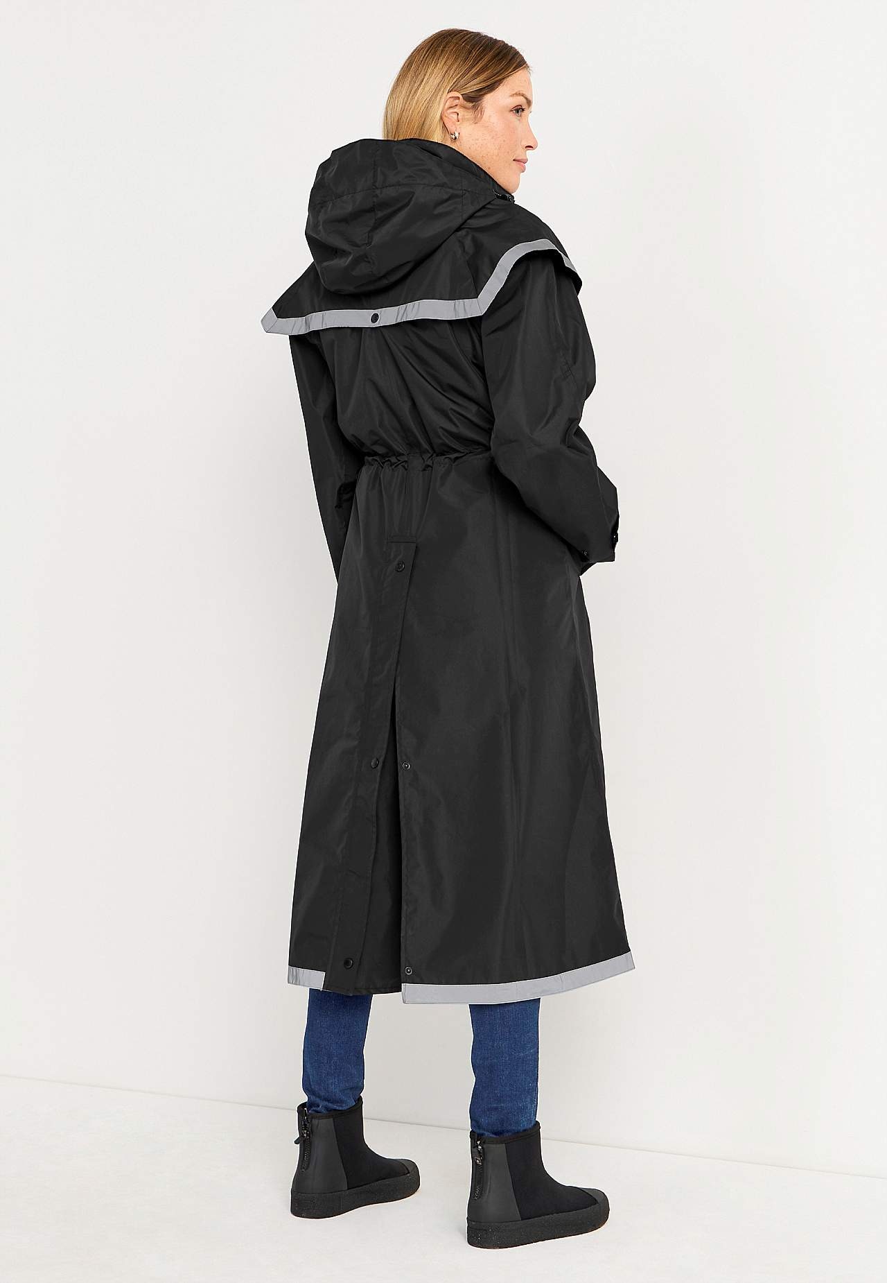 Waterproof functional coat