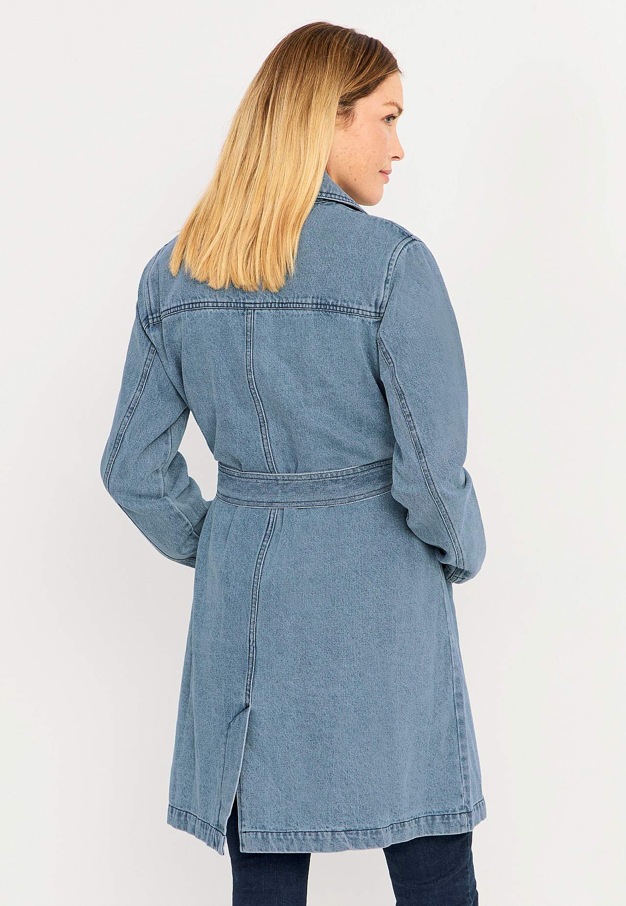 Coat in denim with belt tie
