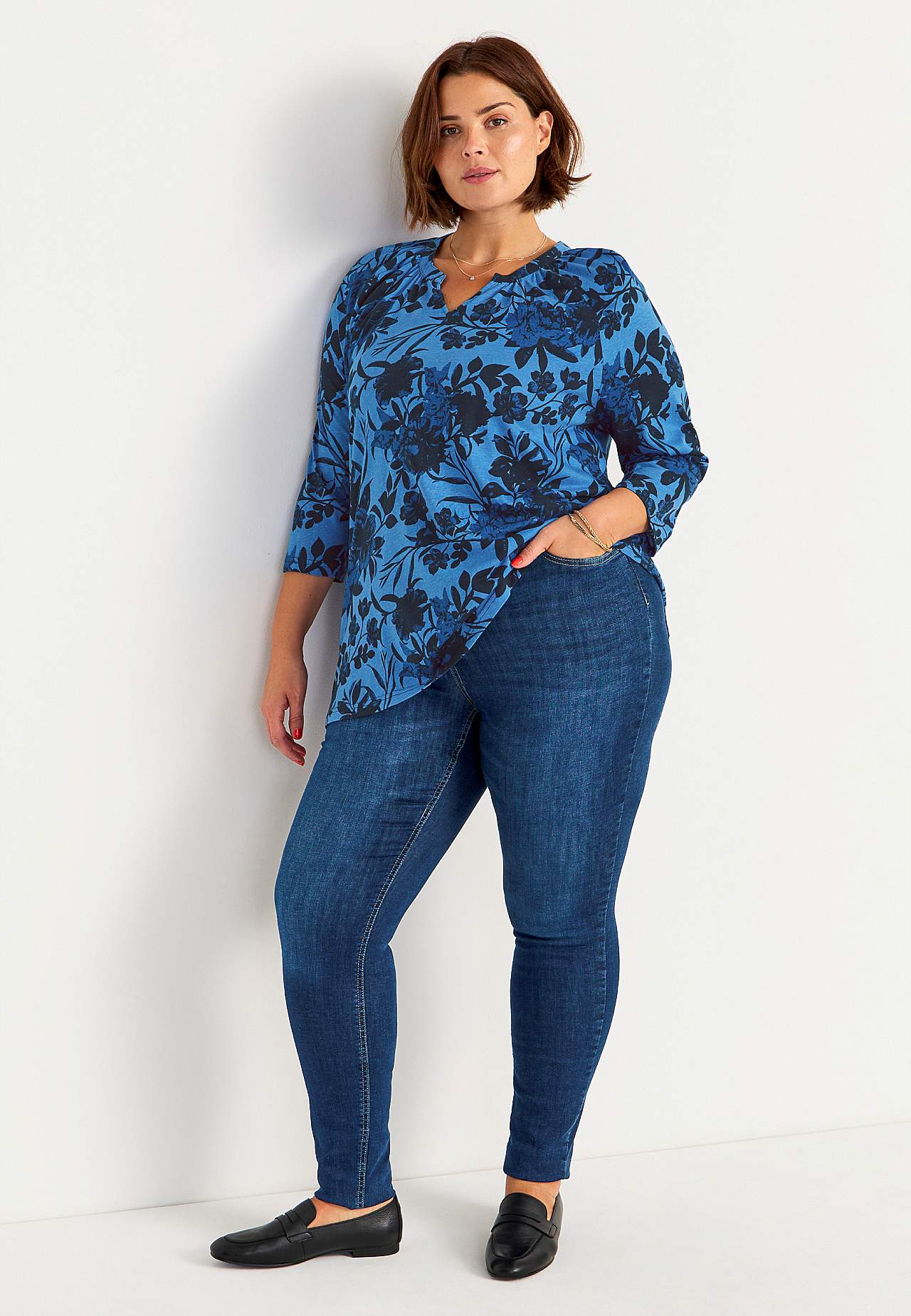 Jersey tuniq with 3/4 length sleeves