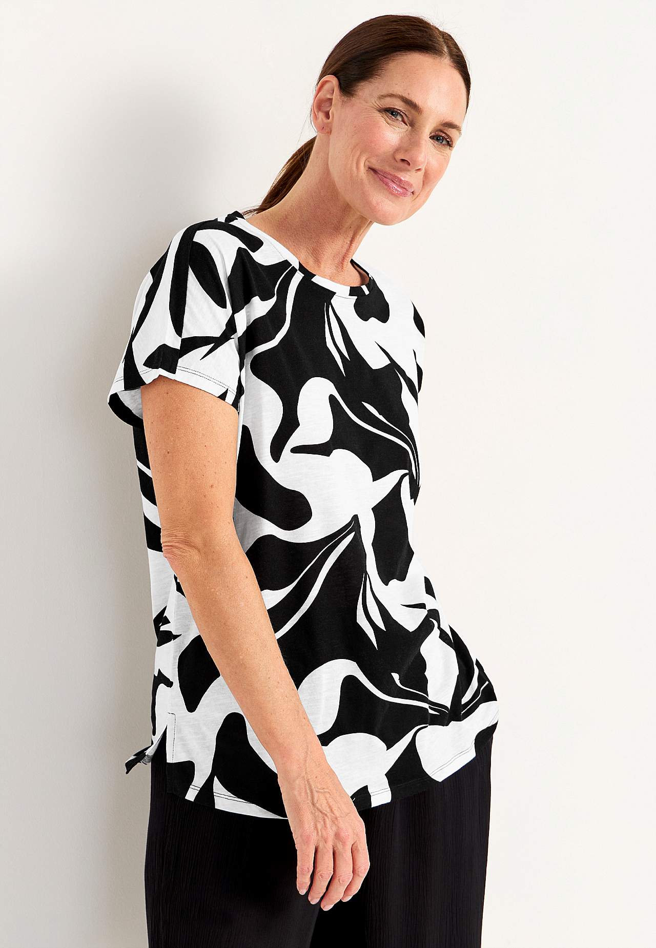 Jersey top with short sleeves