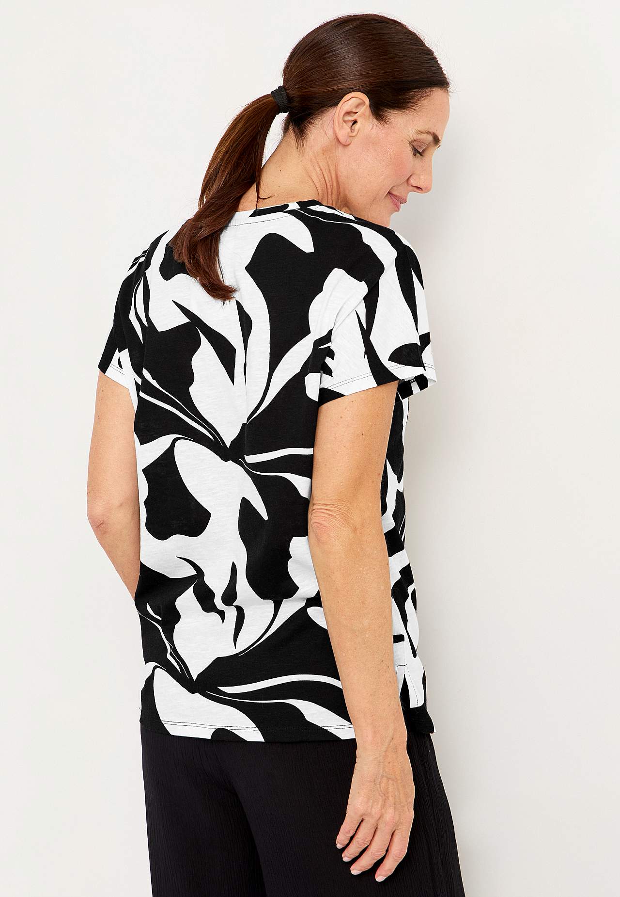 Jersey top with short sleeves