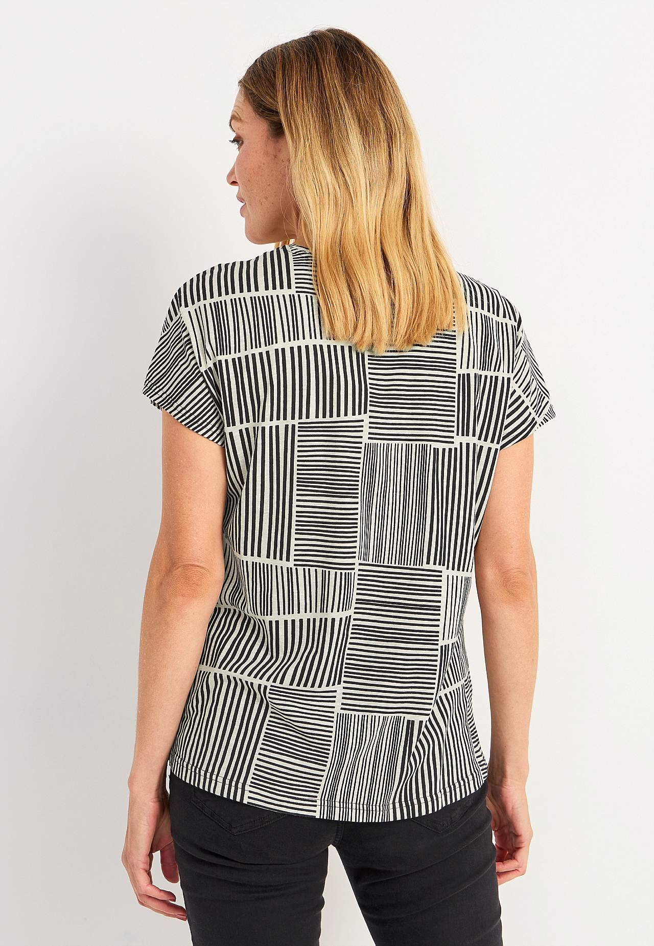 Jersey top with short sleeves