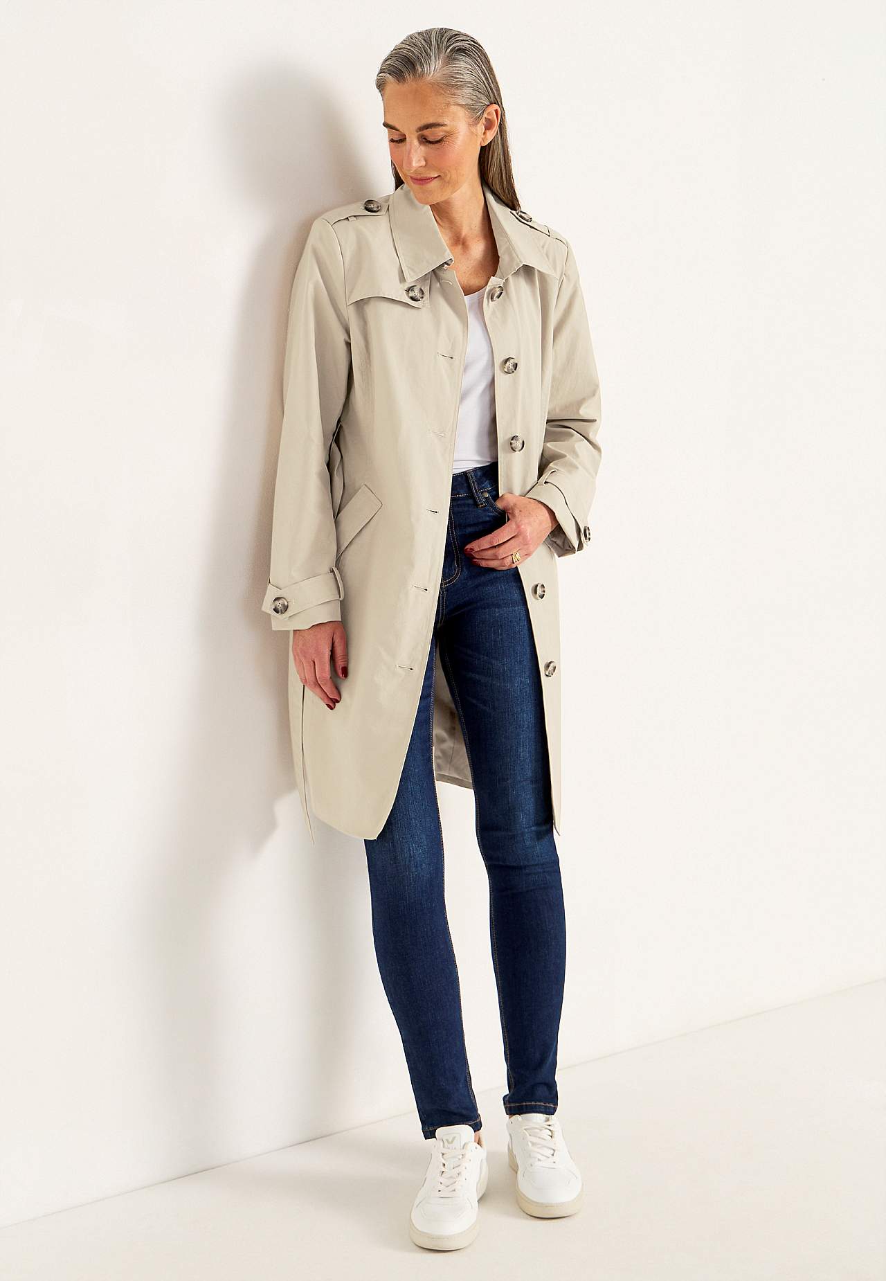 Single-breasted trenchcoat