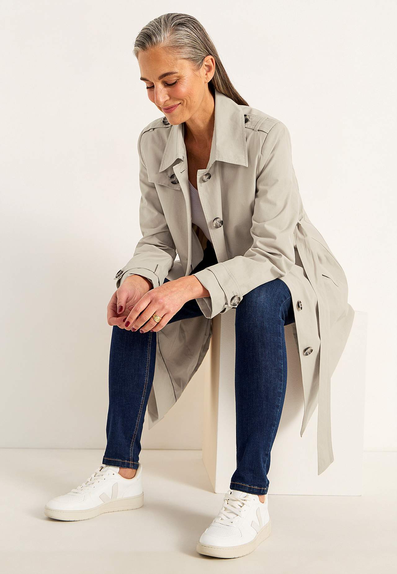 Single-breasted trenchcoat