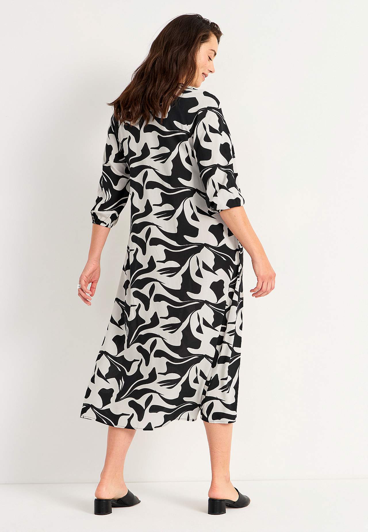 Patterned, wide viscose dress