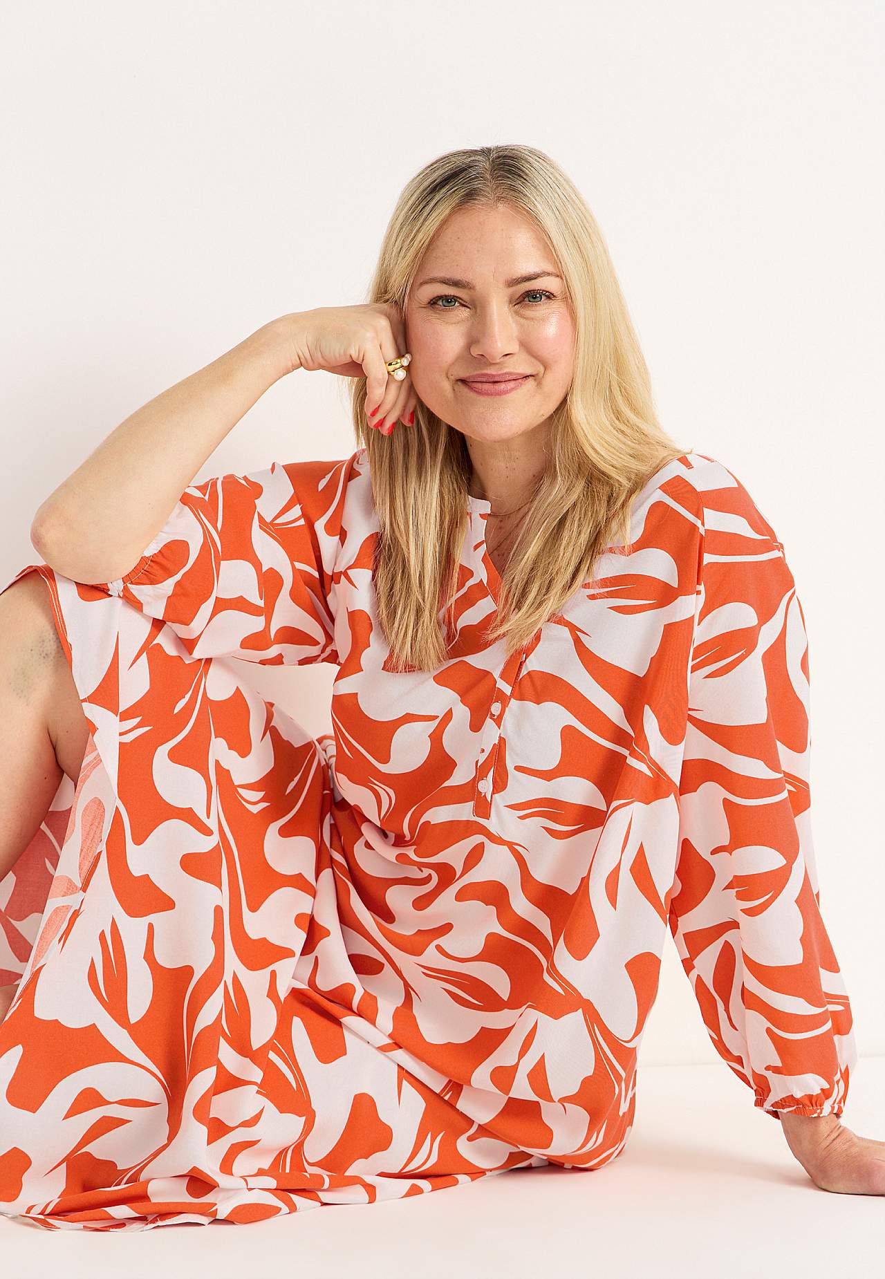 Patterned, wide viscose dress