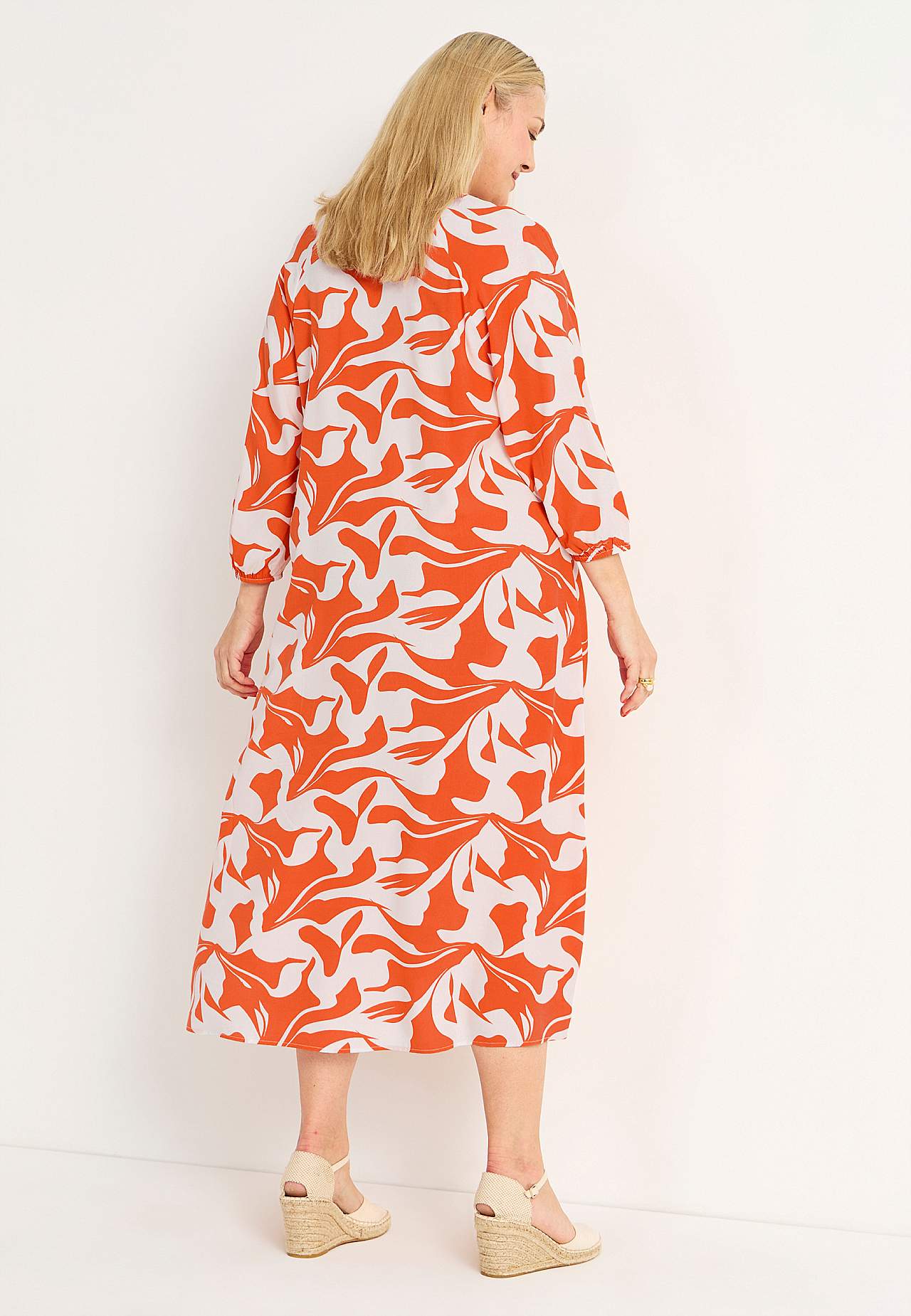 Patterned, wide viscose dress