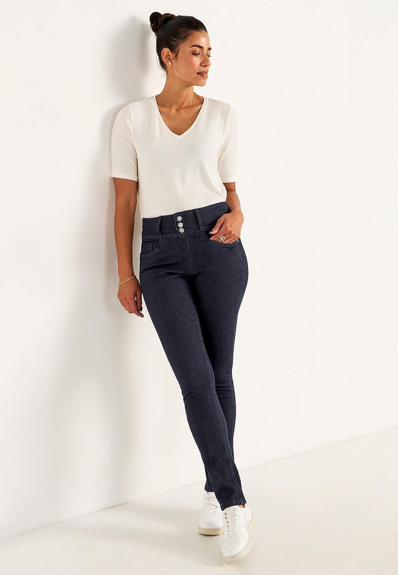Slim jeans with high rise - three lengths