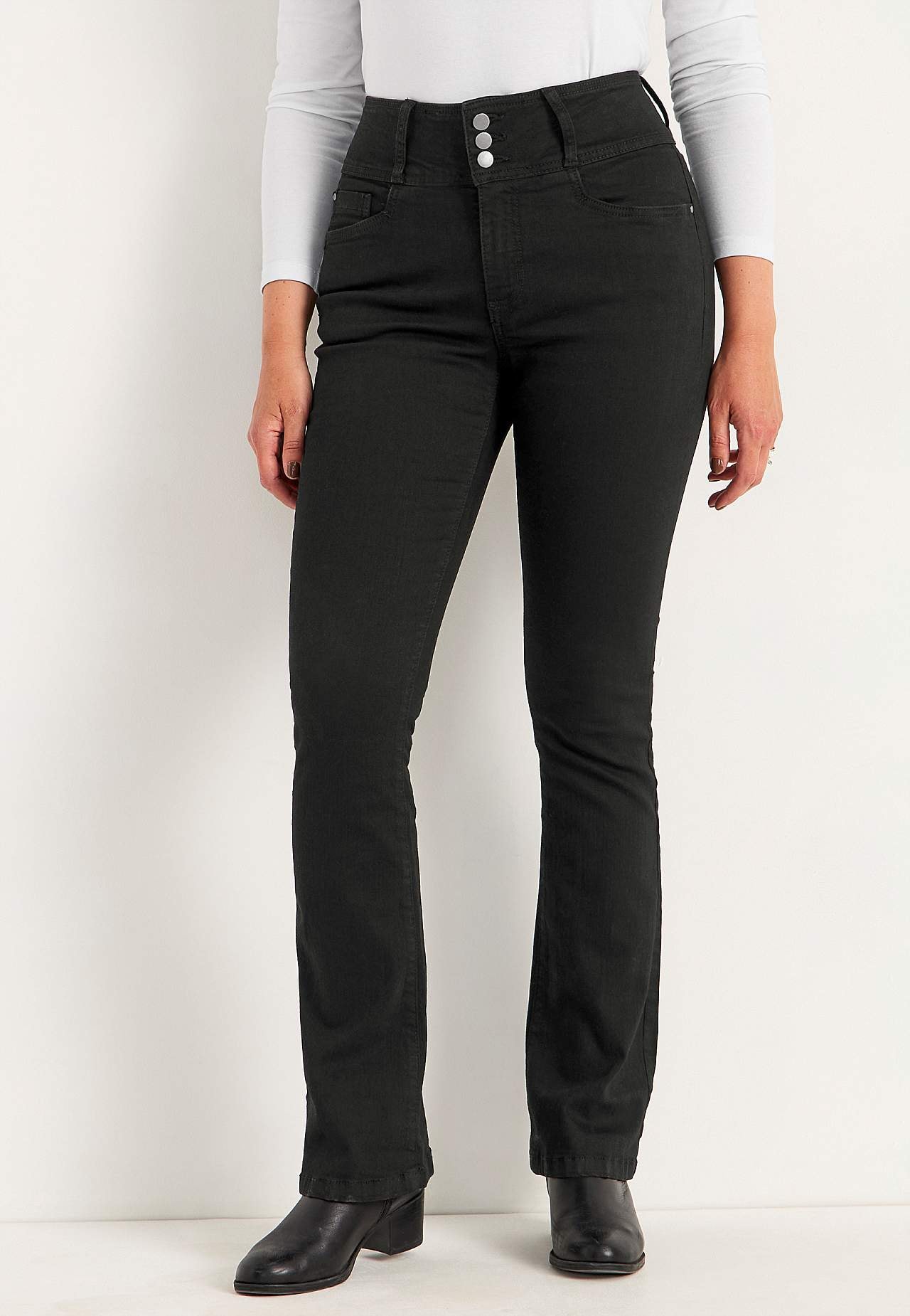 Boot cut jeans with high waist
