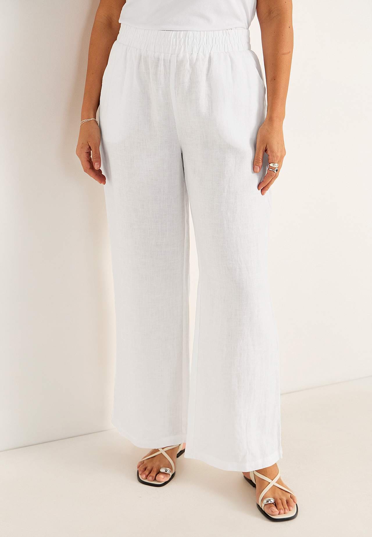Linen Premium trousers with wide legs