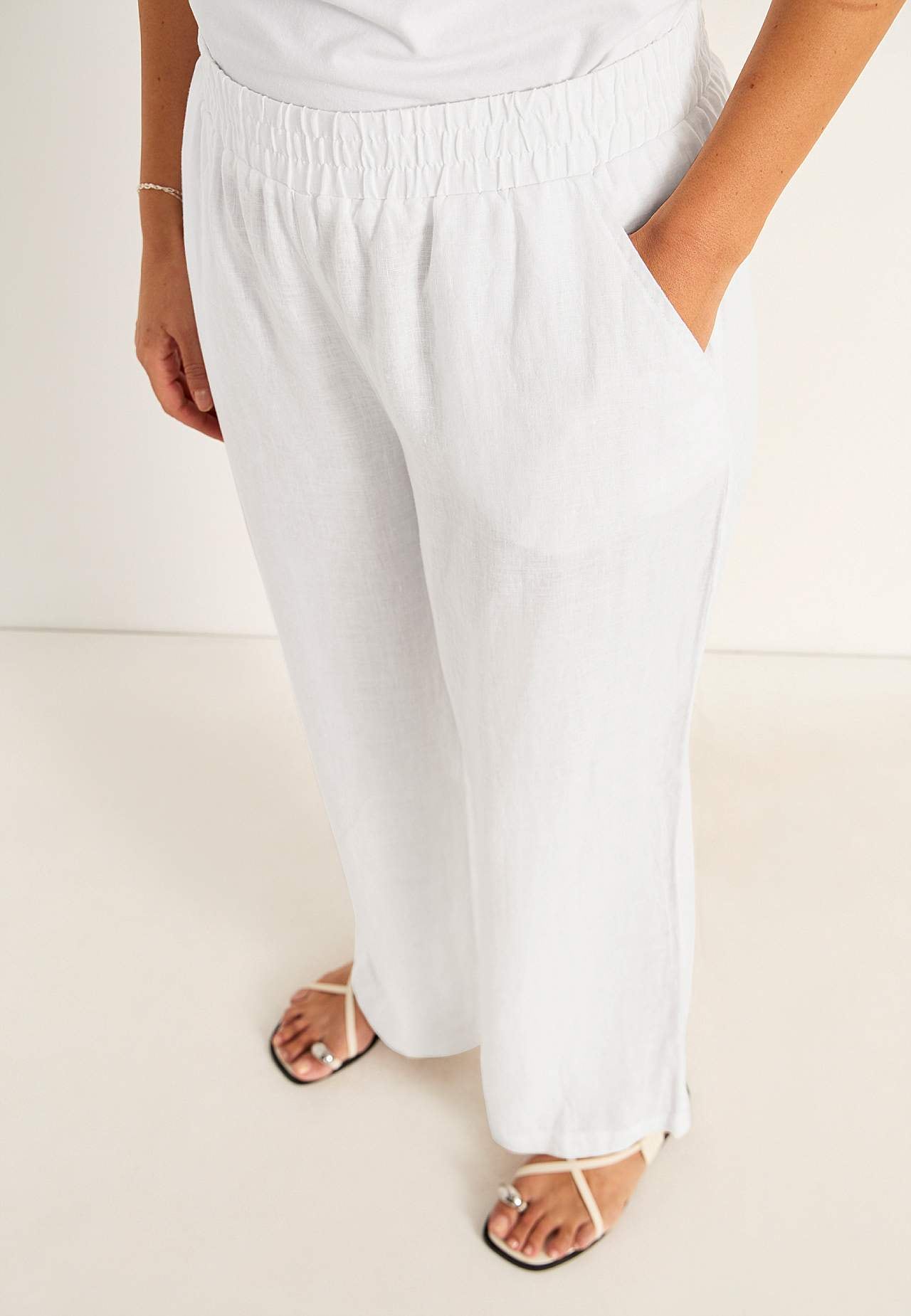 Linen Premium trousers with wide legs