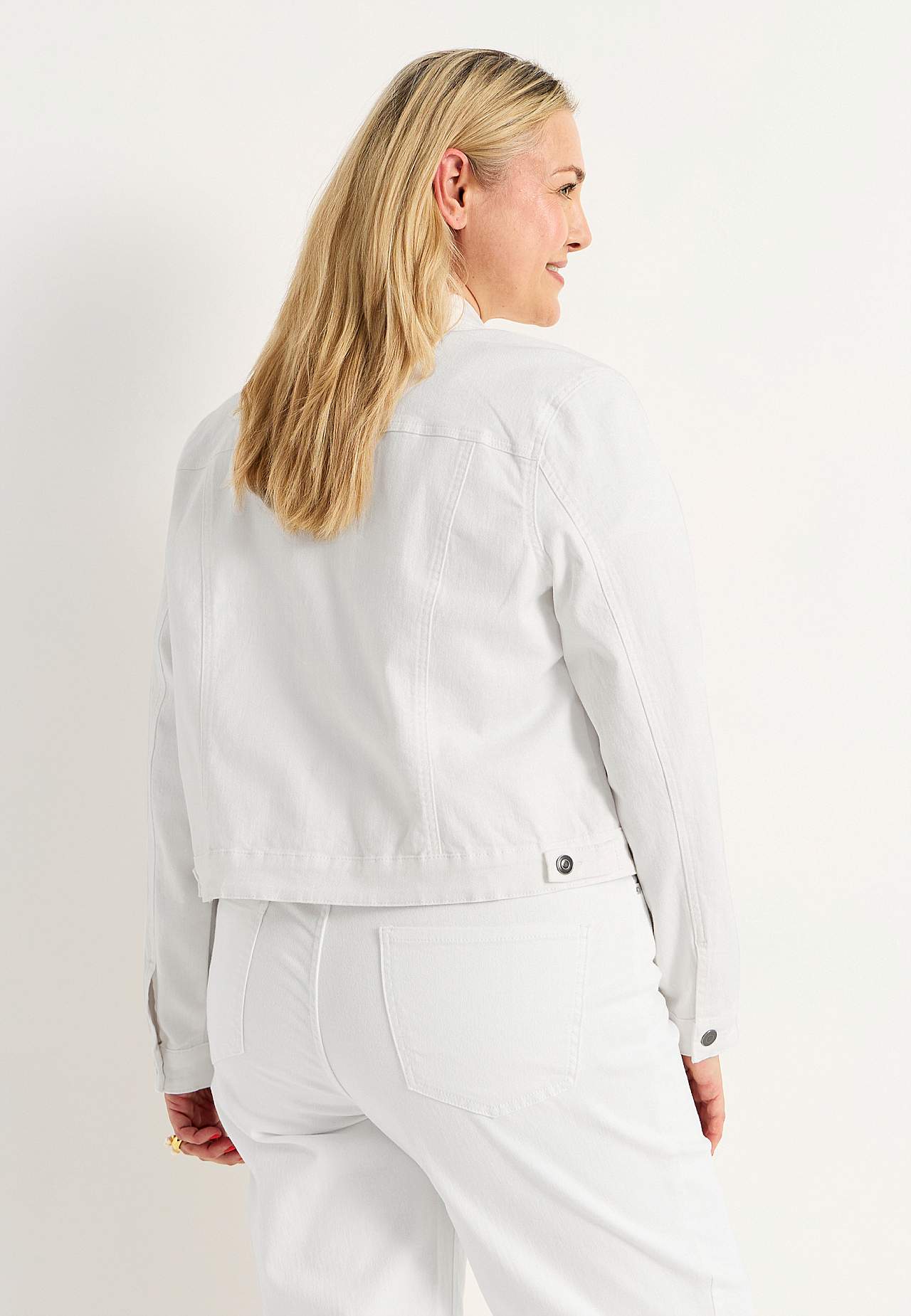 Denim jacket with stretch