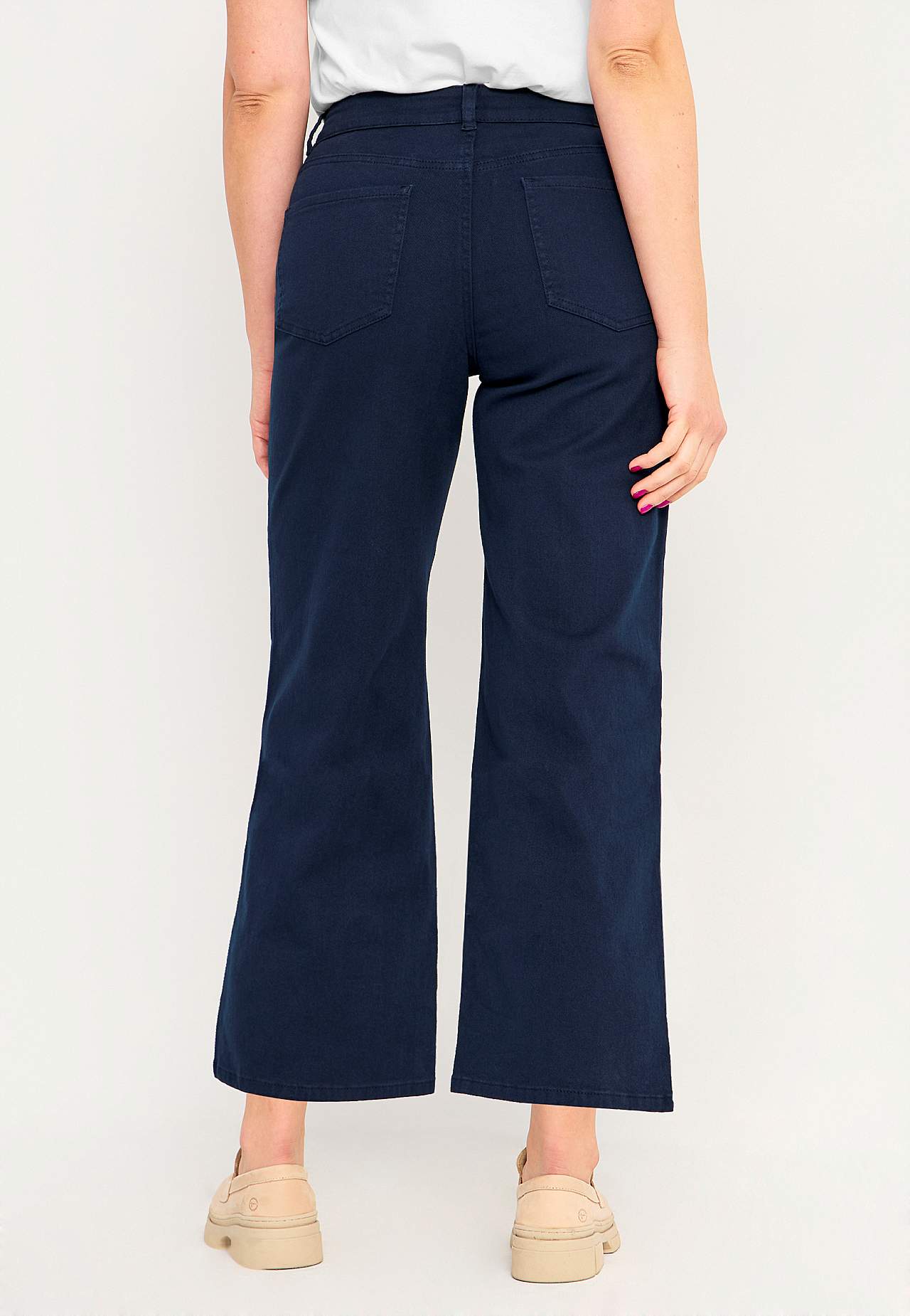 Stretchy ankle jeans