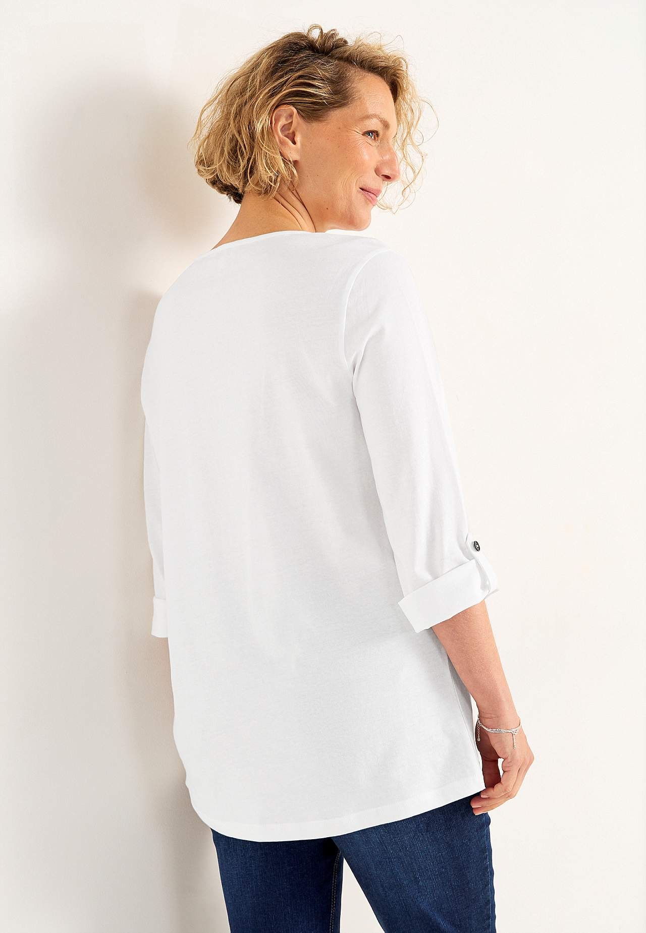 Jersey top with 3/4 length sleeves