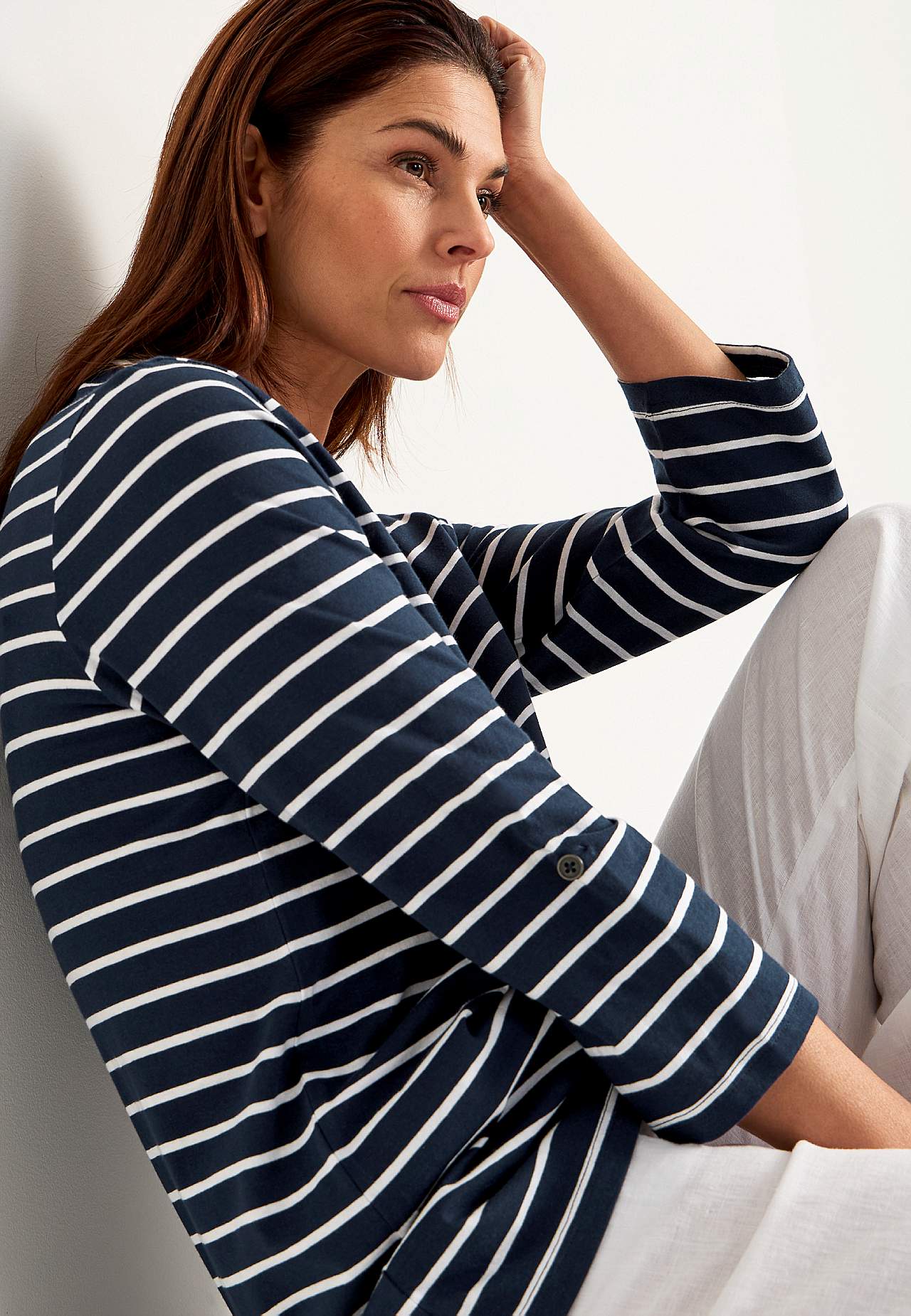 Jersey top with 3/4 length sleeves