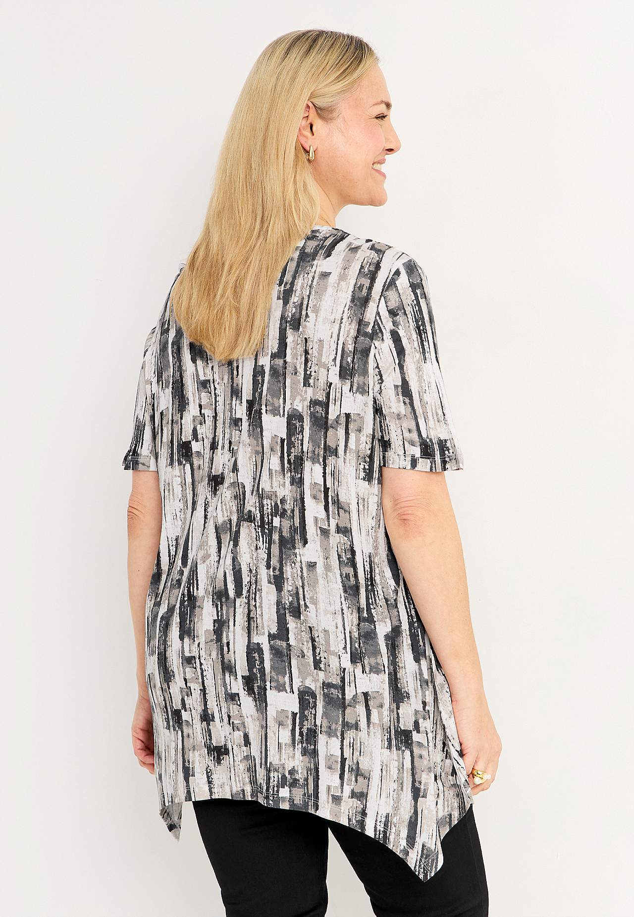 Asymmetric jersey tuniq
