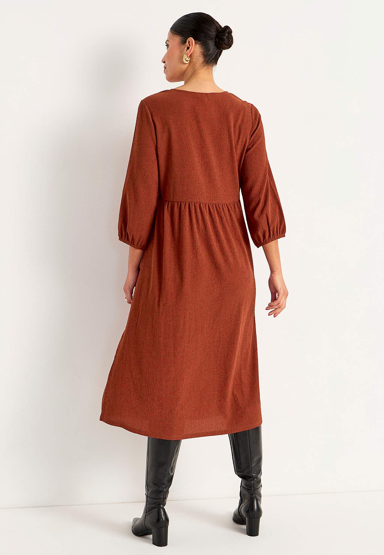 Jersey dress with structural pattern