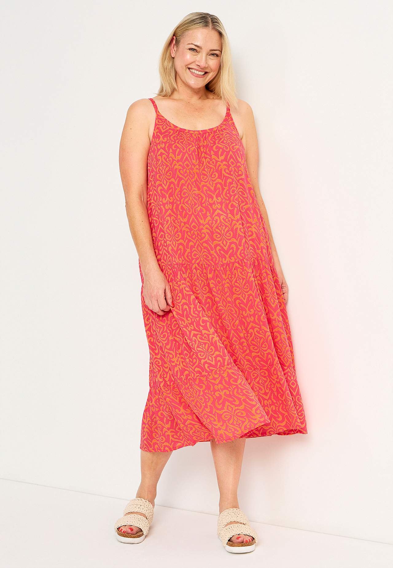 Beach dress with flounces
