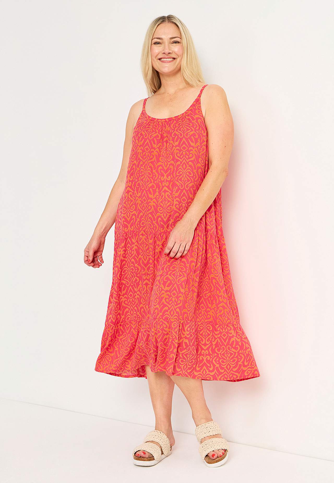 Beach dress with flounces