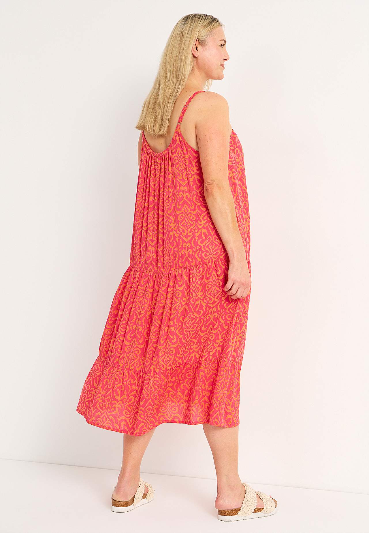 Beach dress with flounces