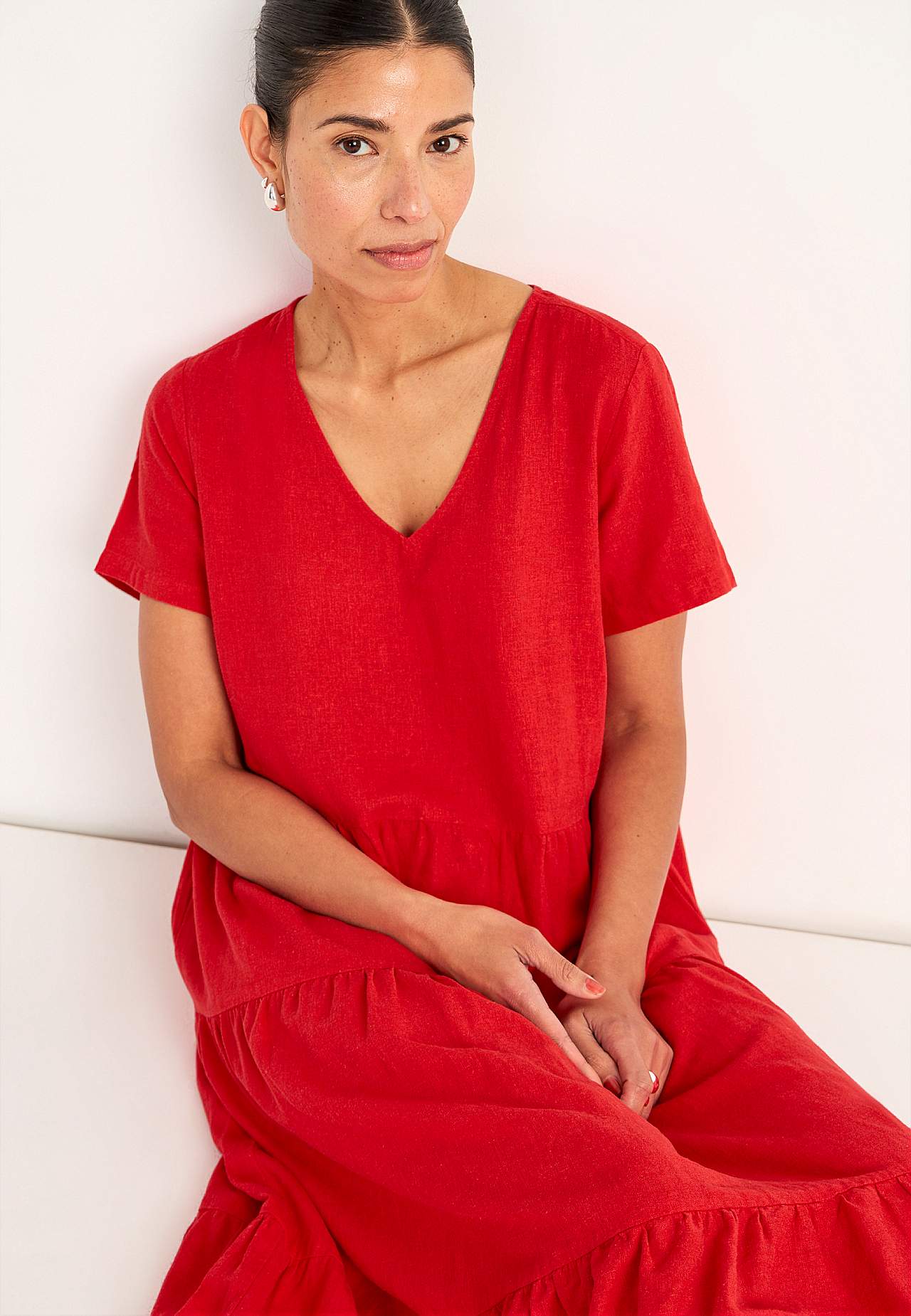 Linen dress with frills
