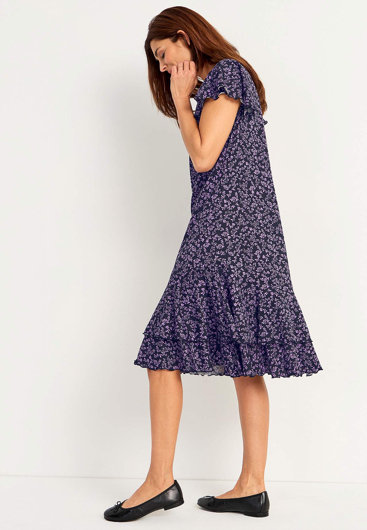Jersey dress with frills
