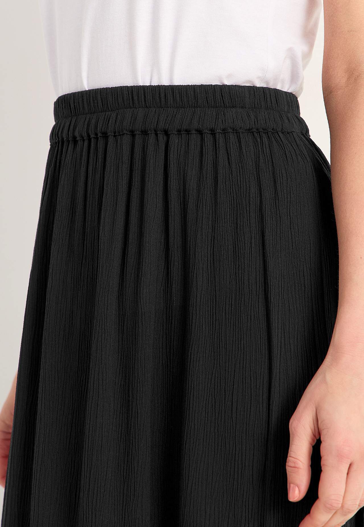 Lovely airy long skirt
