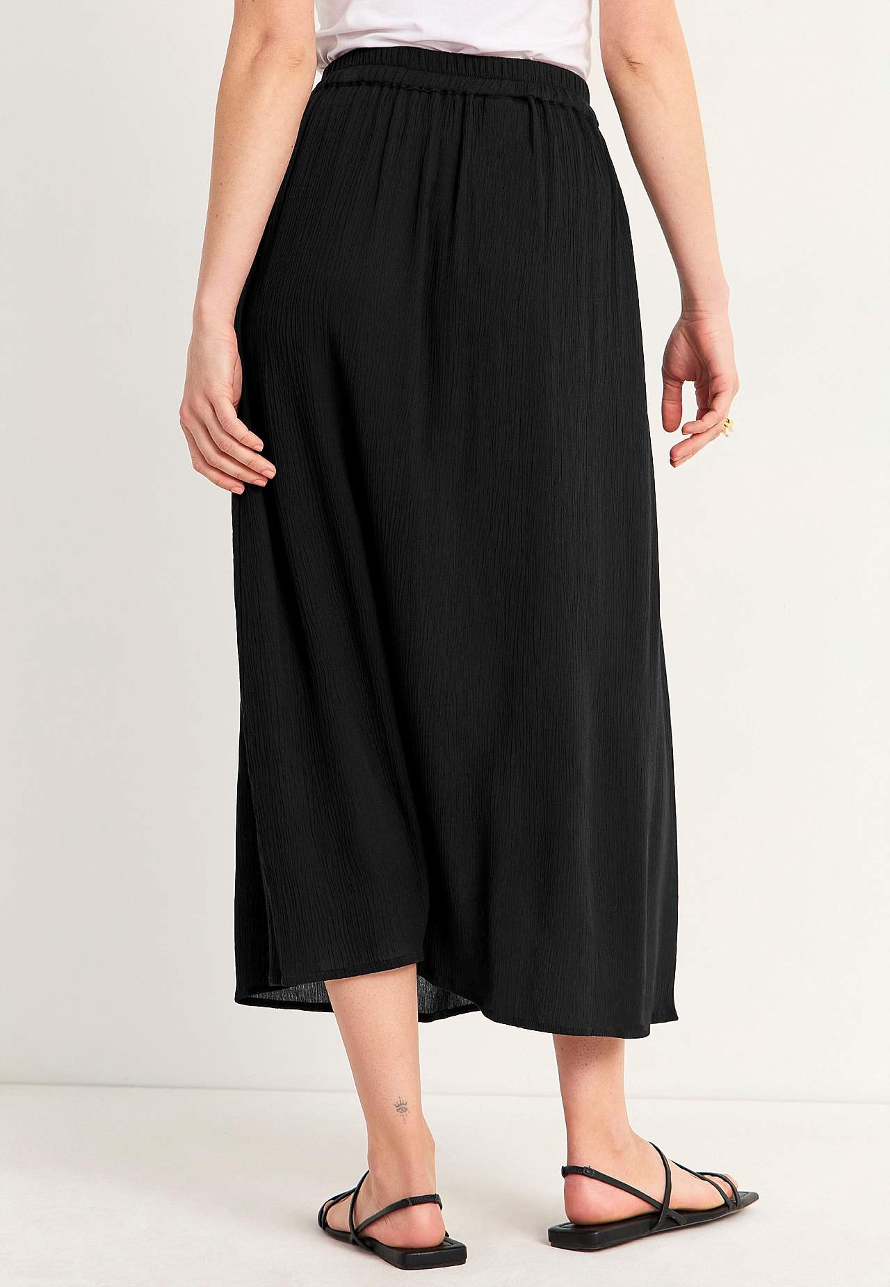 Lovely airy long skirt