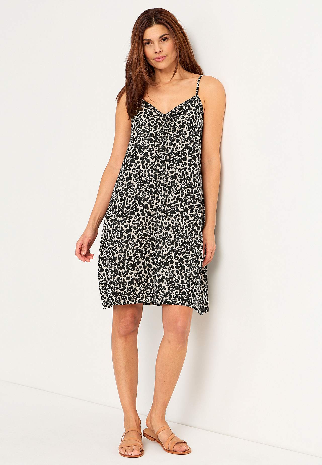 Beach dress in tricot