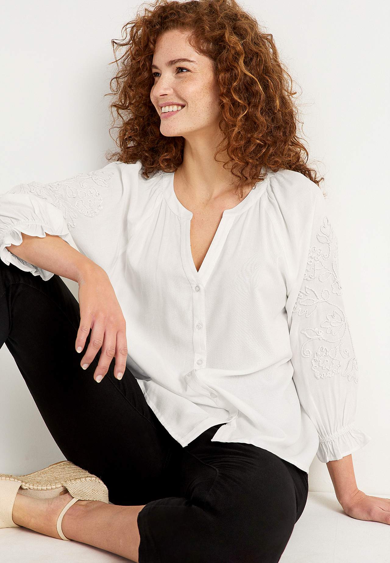 Blouse with embroidery