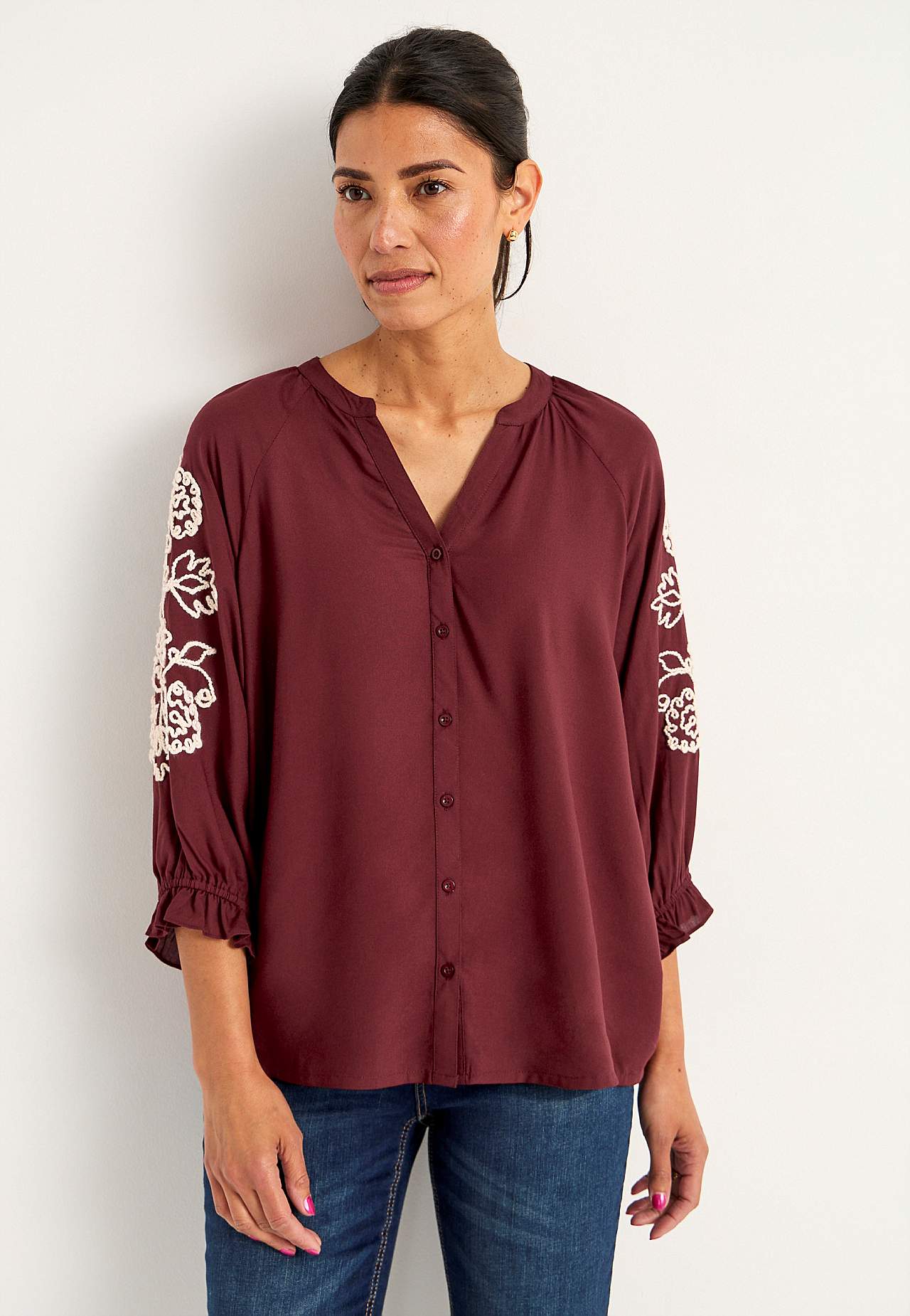 Blouse with embroidery