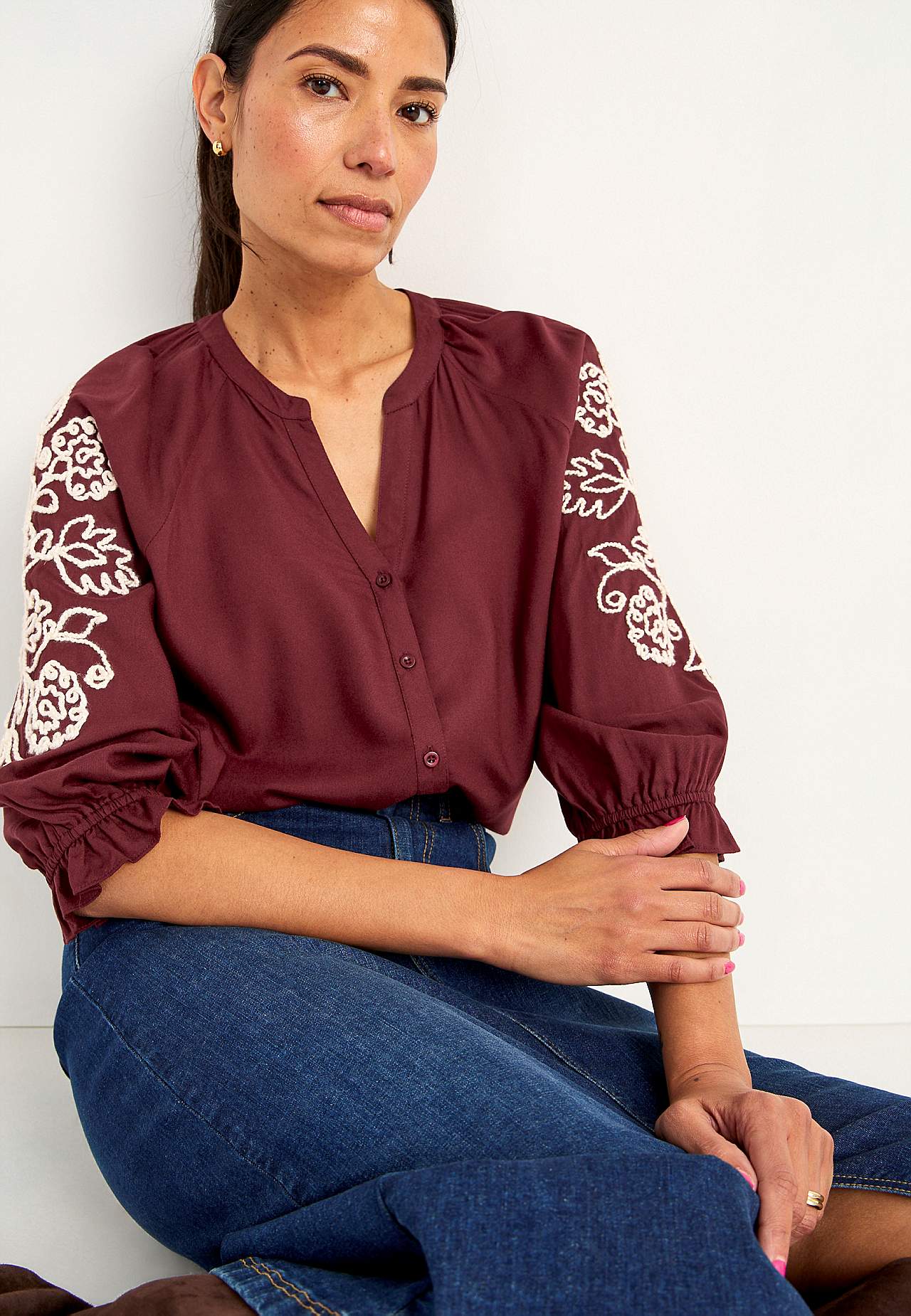 Blouse with embroidery
