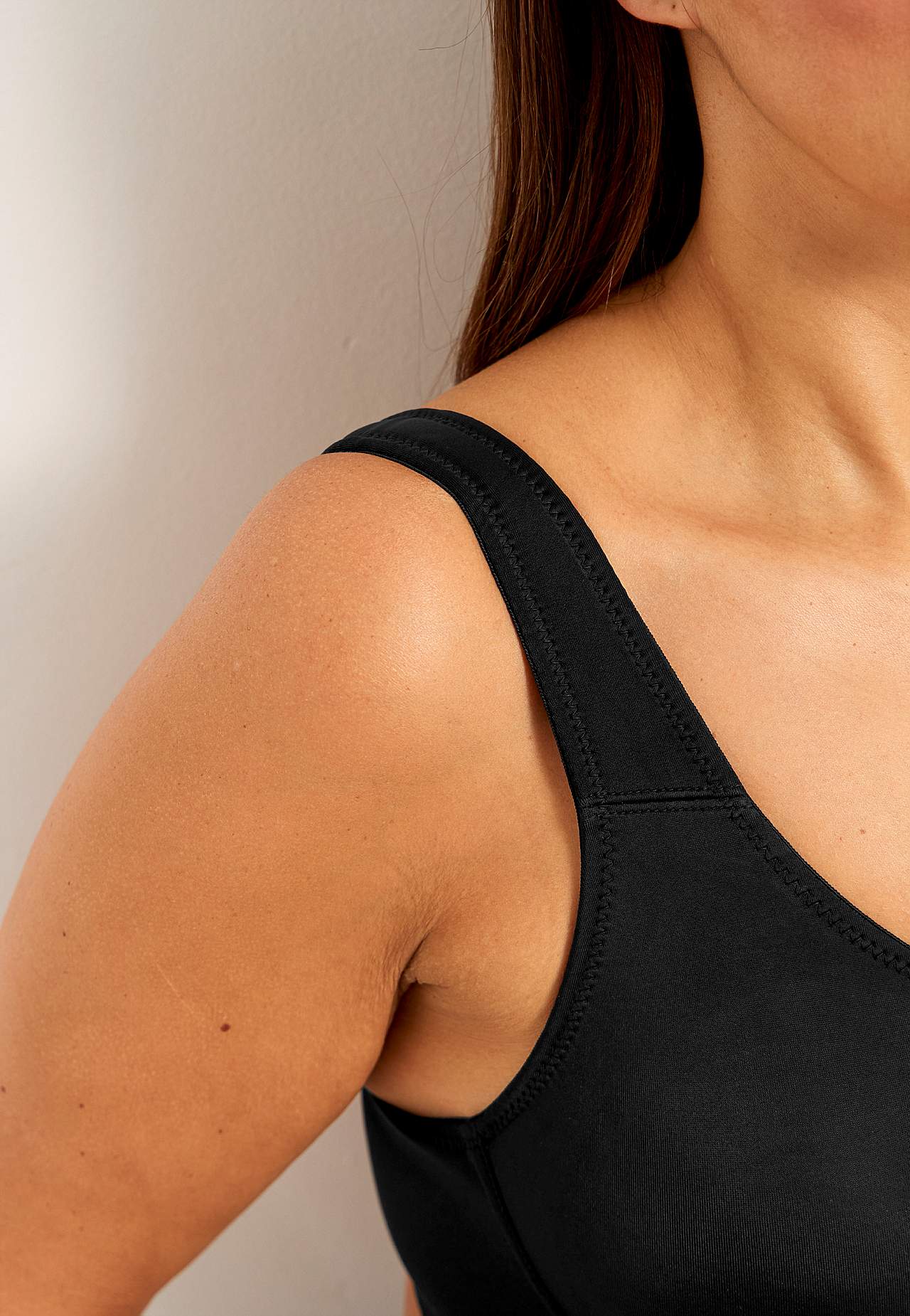 Unpadded soft bra