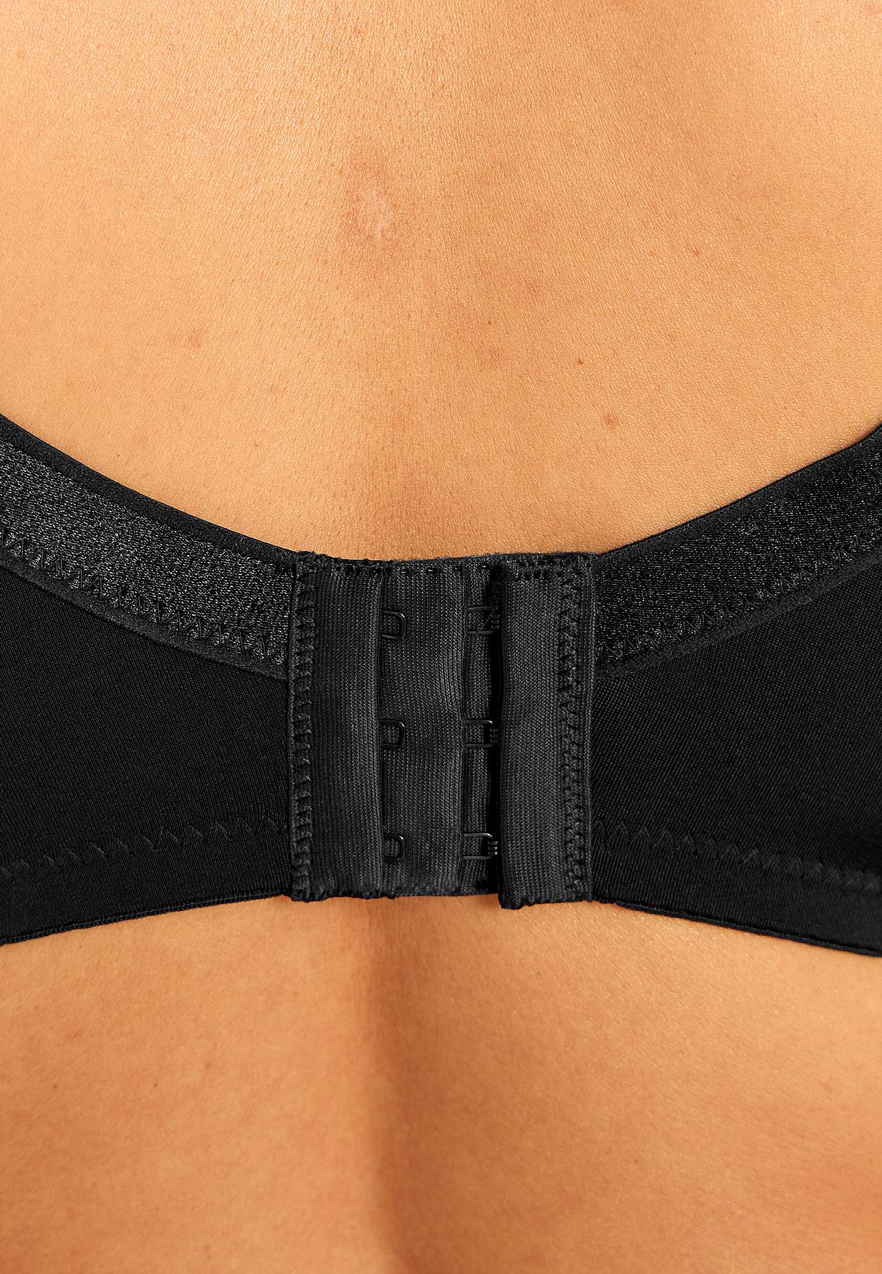 Unpadded soft bra