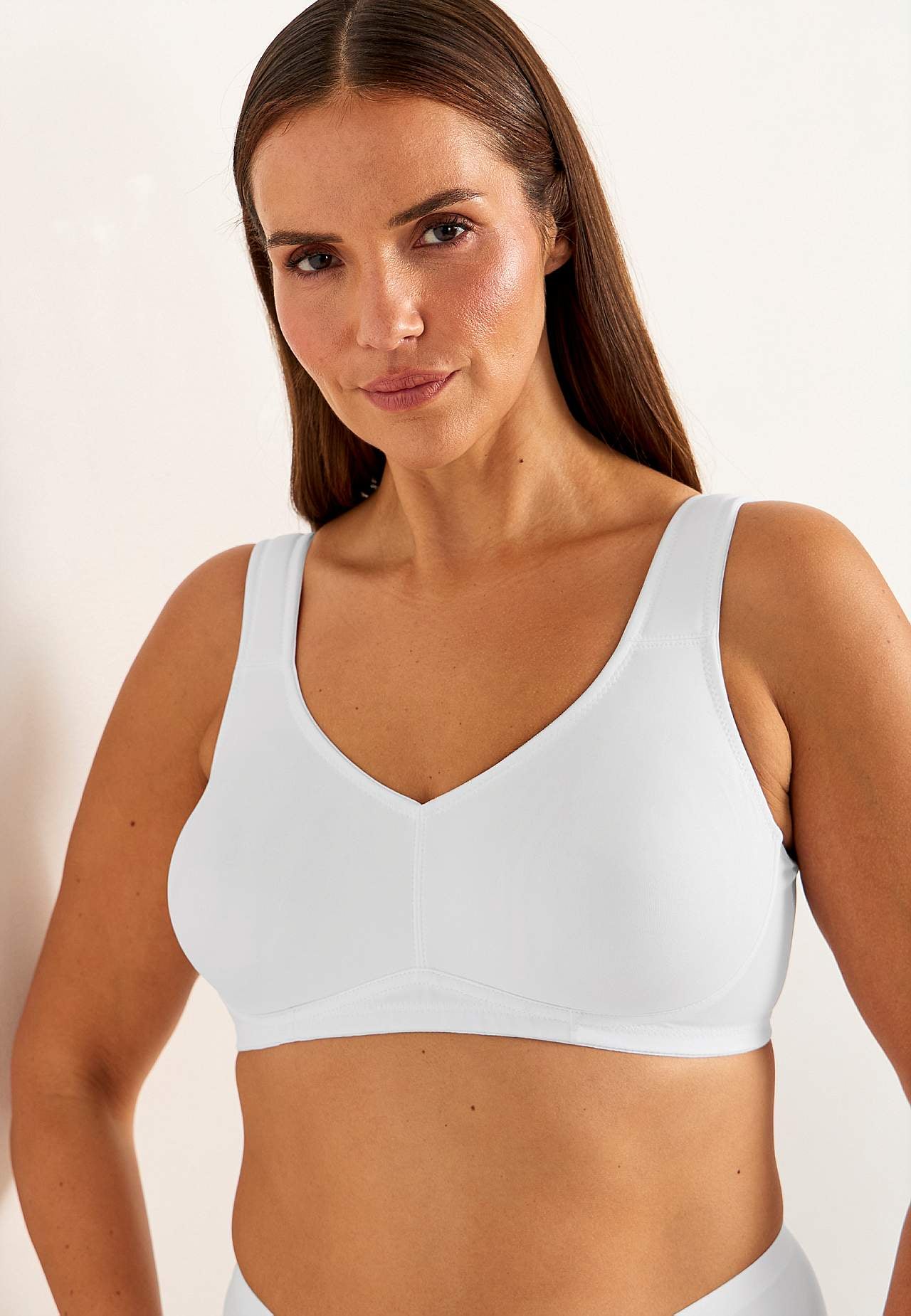 Unpadded soft bra