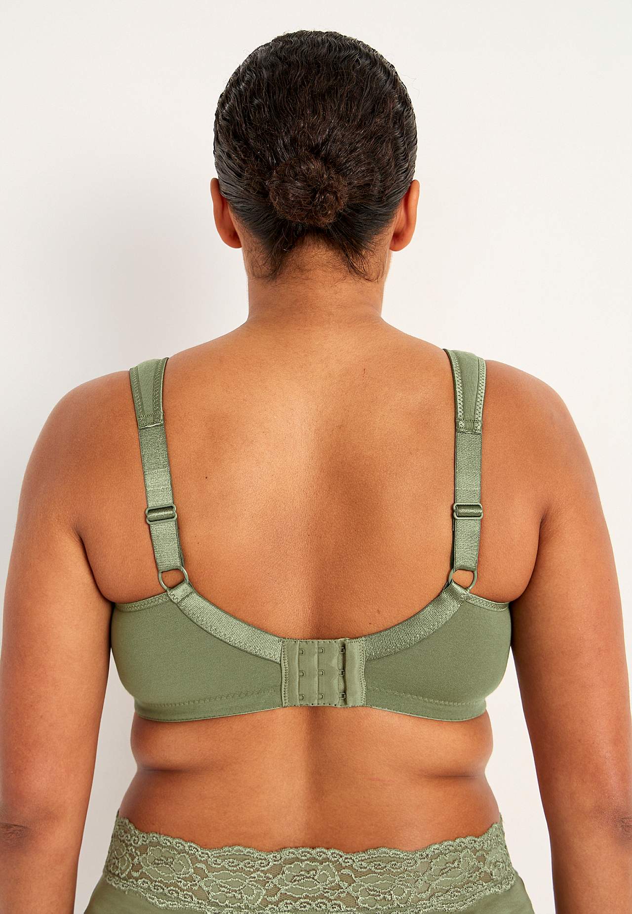 Wireless soft bra
