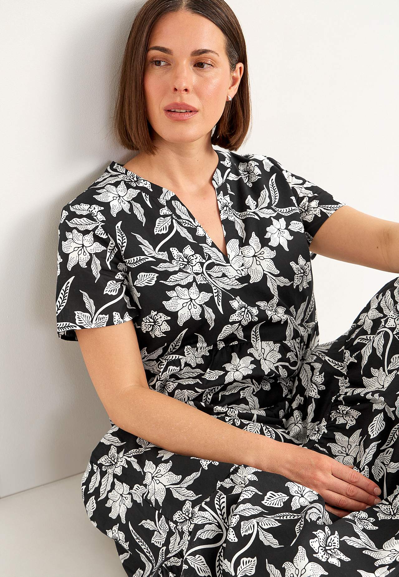 Cotton dress with flounce