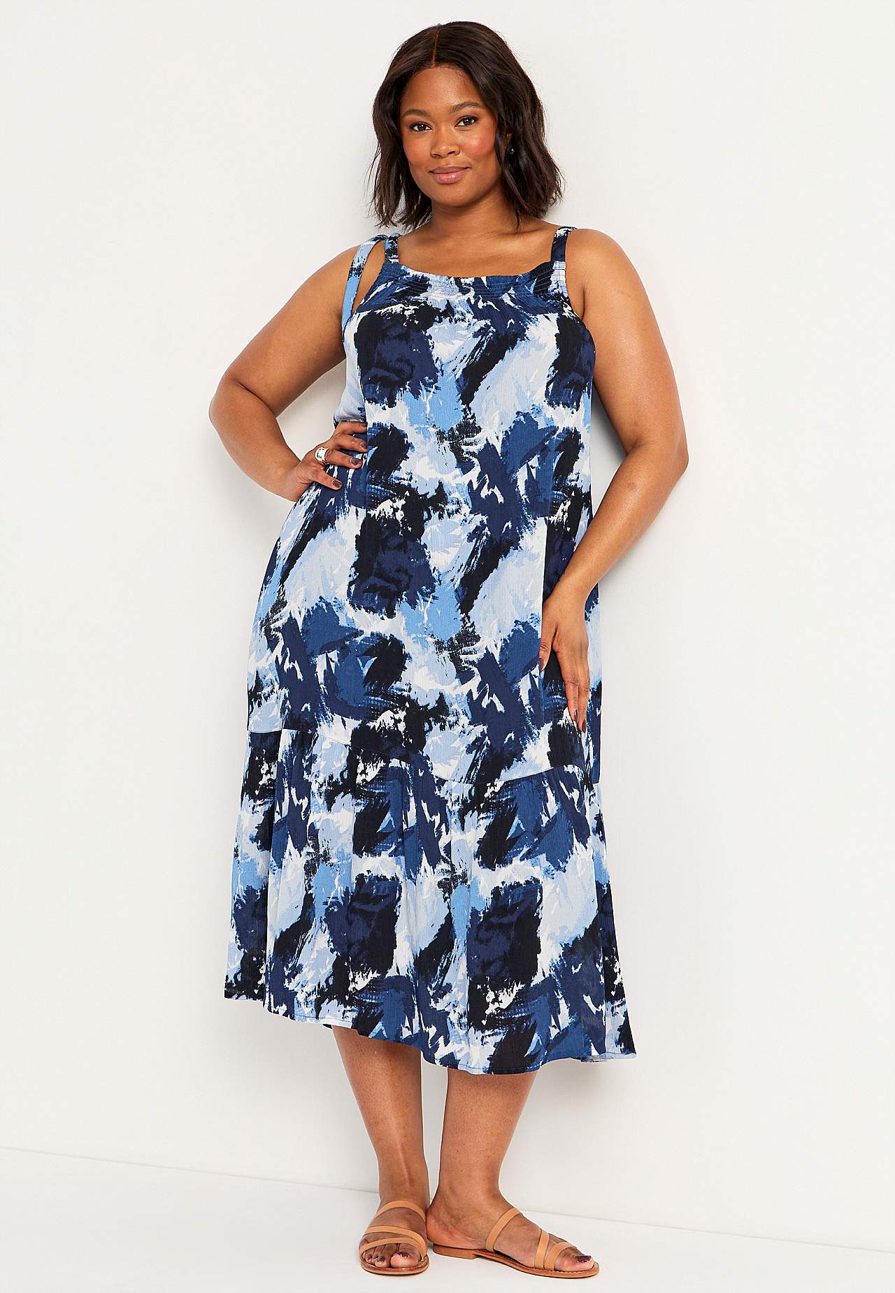 Sleeveless ruffle dress