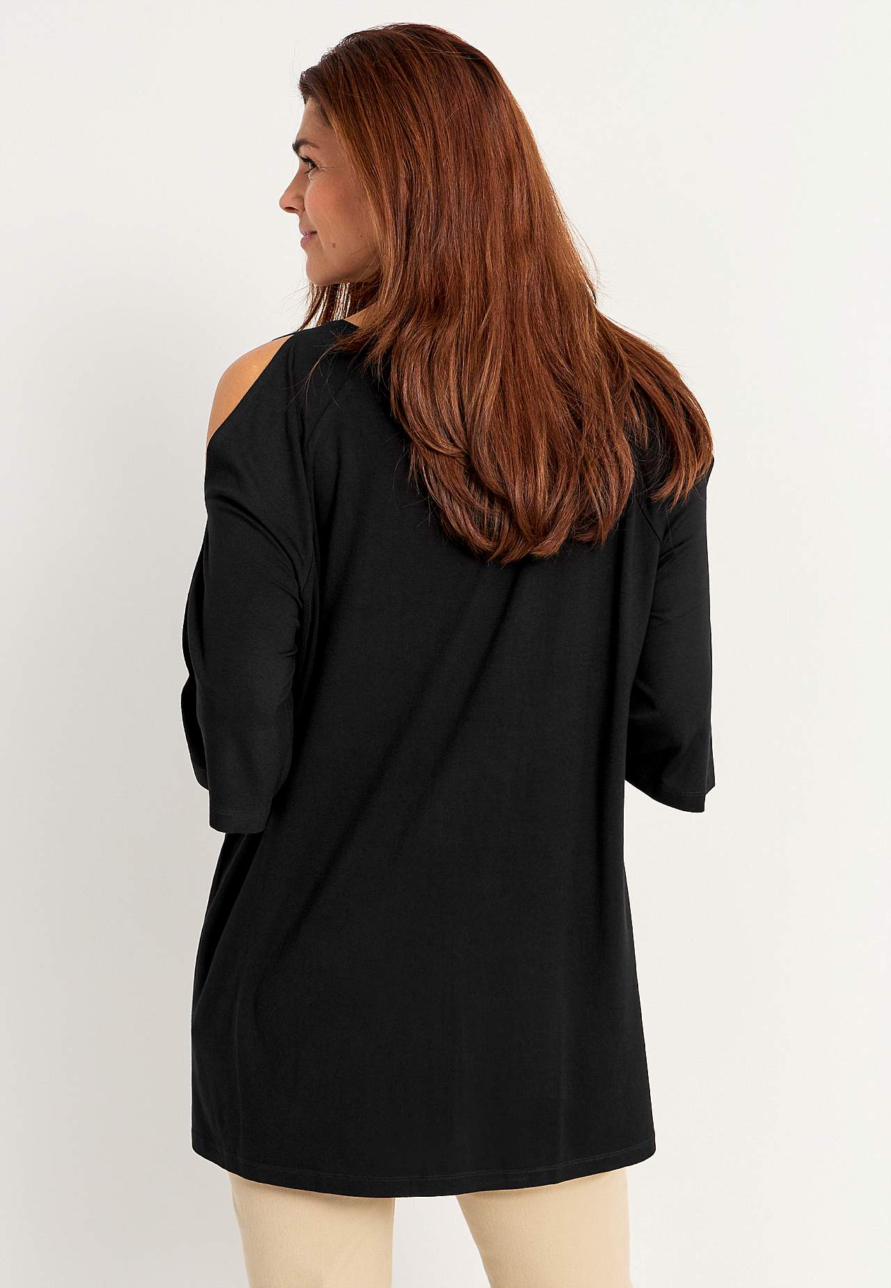 Jersey tuniq with bare shoulders
