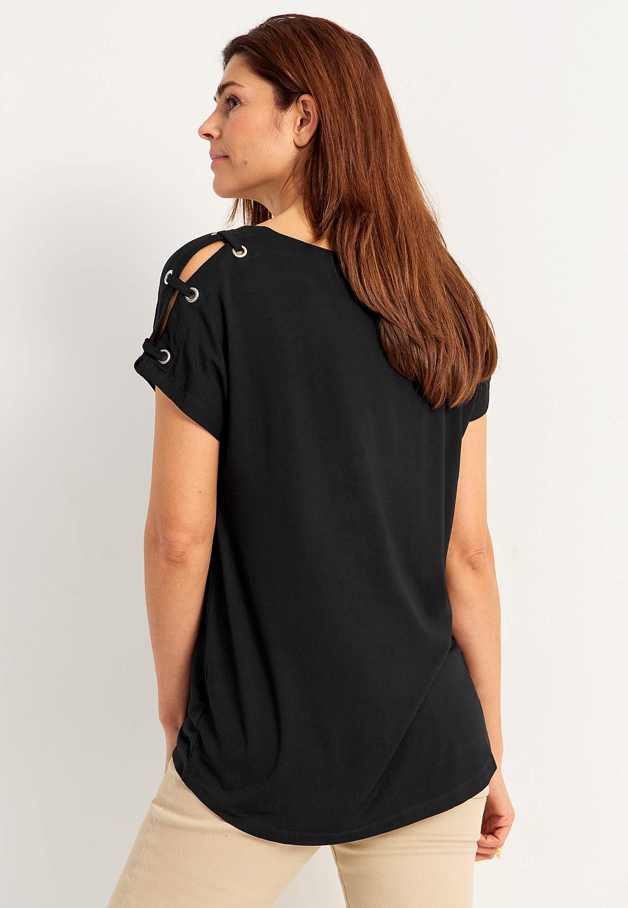 Jersey top with decor on the shoulder
