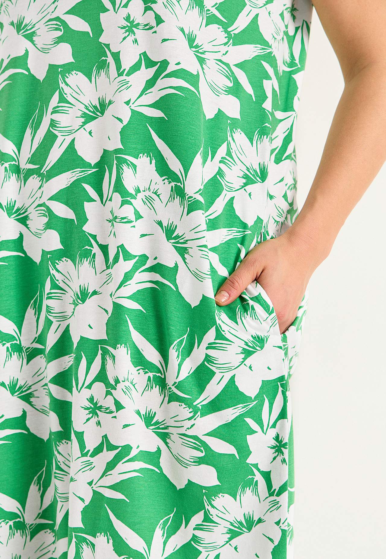 Sleeveless jersey dress