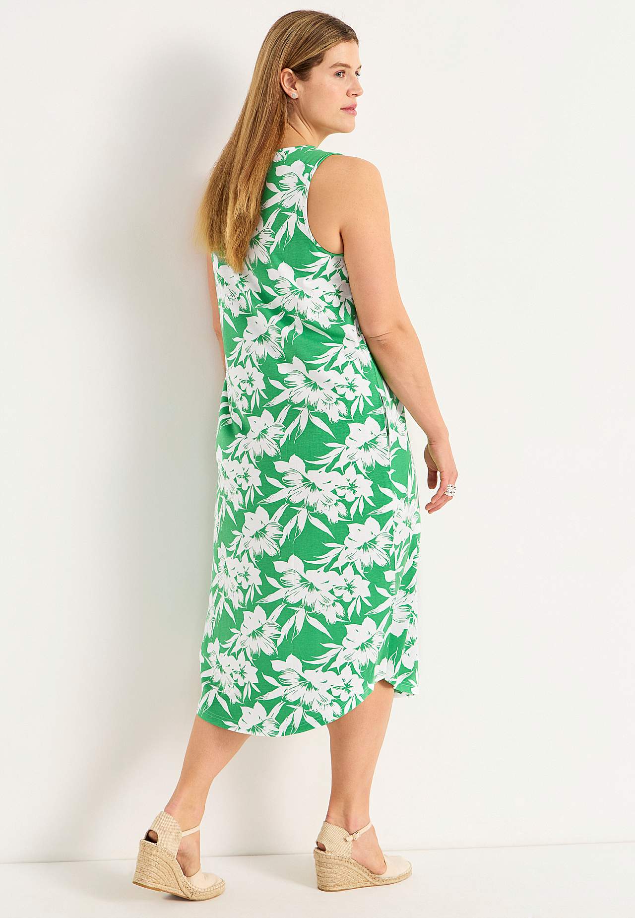Sleeveless jersey dress