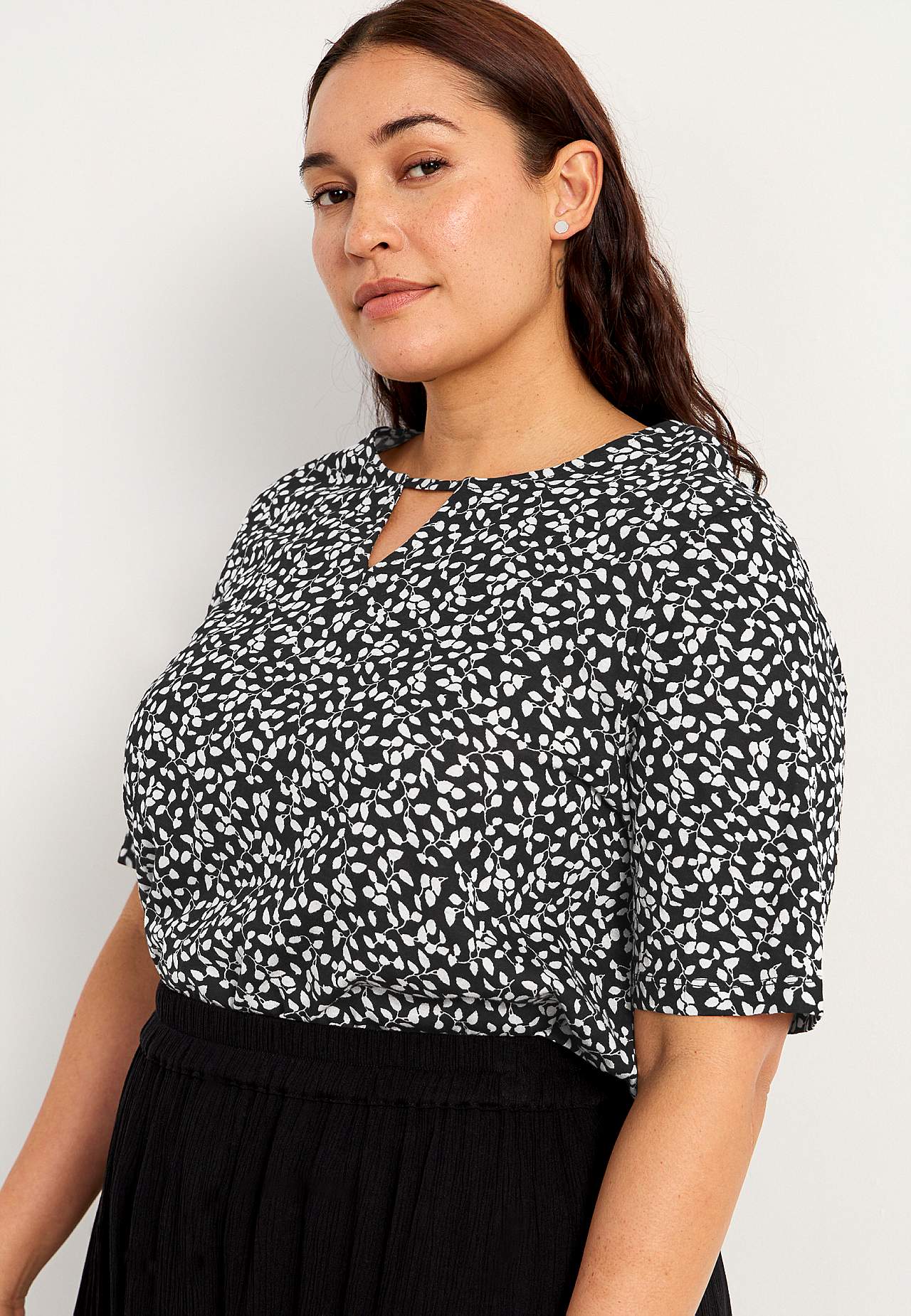 Short-sleeved jersey top