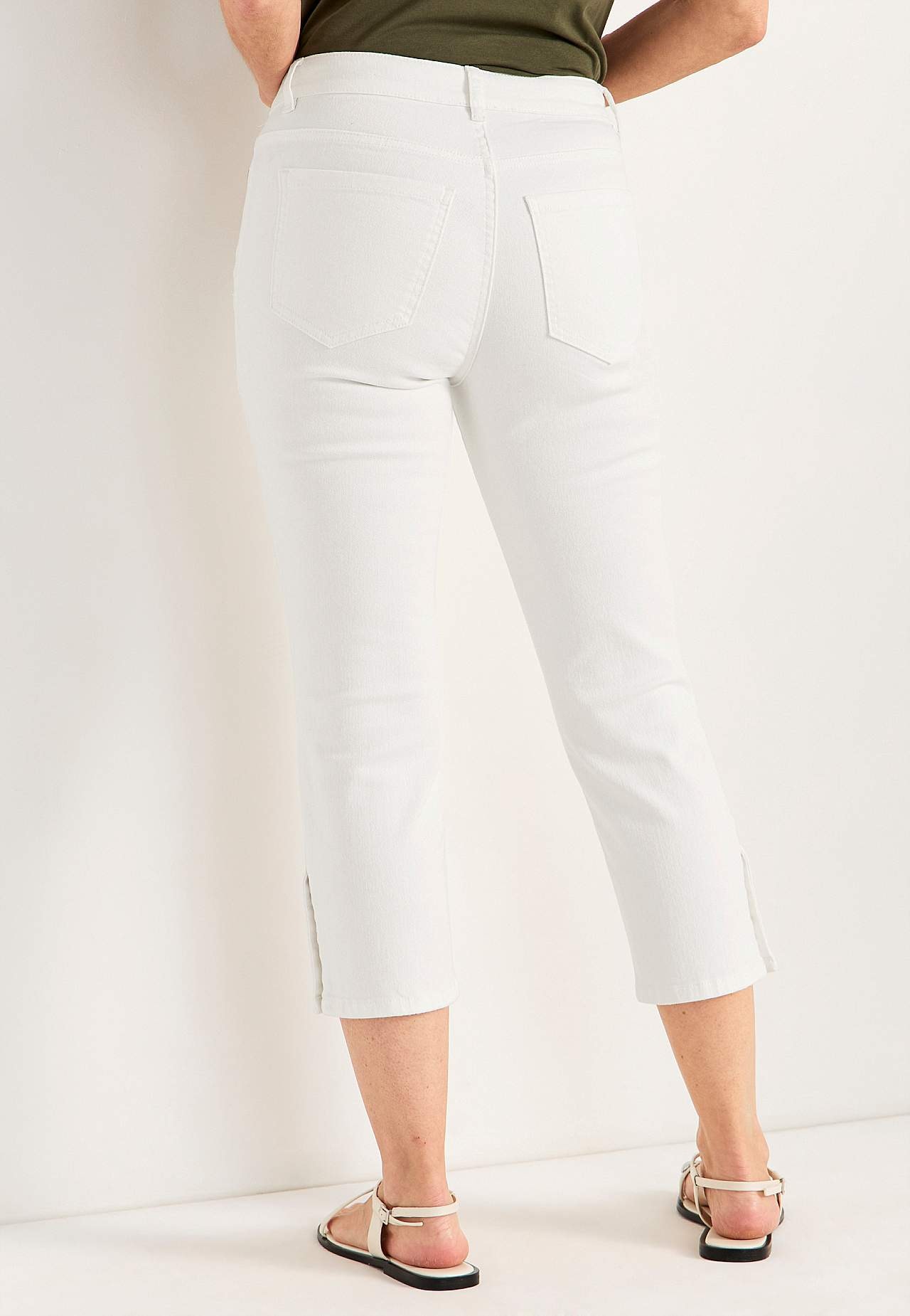 Crop jeans with five-pocket design