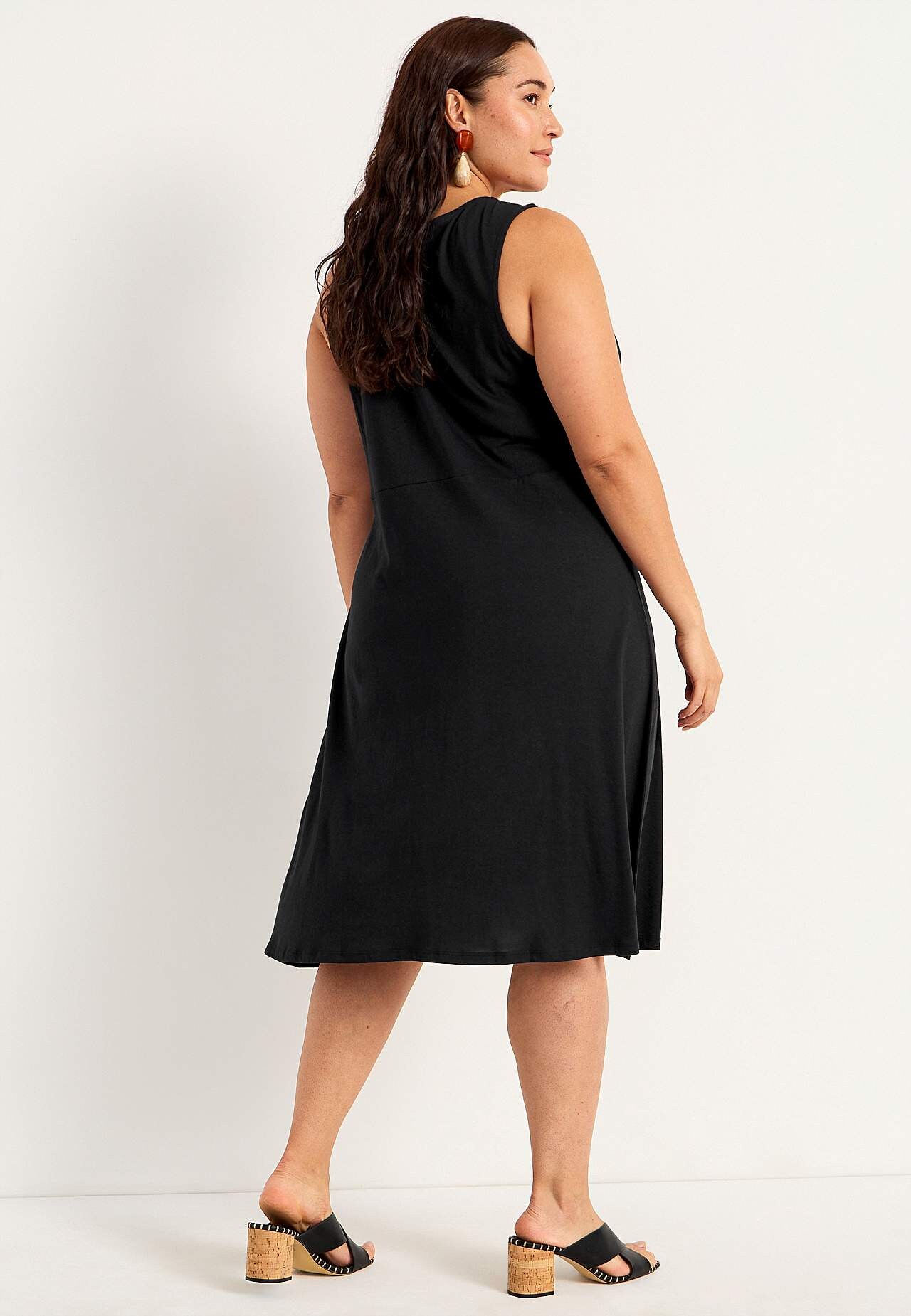 V-neck jersey dress with seam below the bust