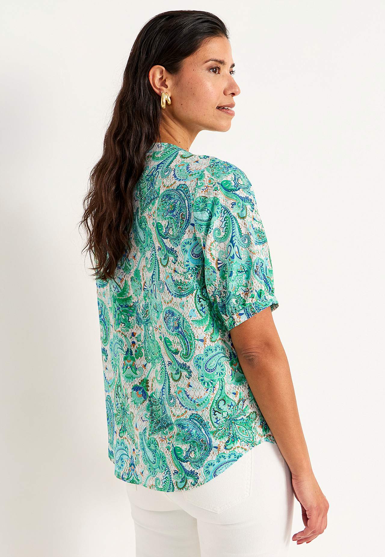 Short-sleeved blouse