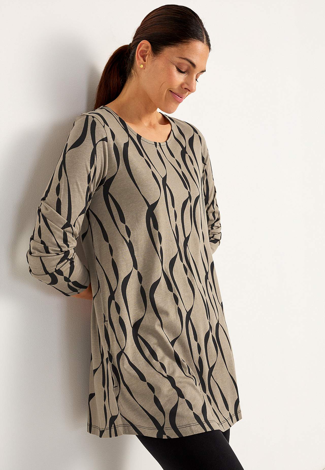 Patterned jersey tuniq with pockets